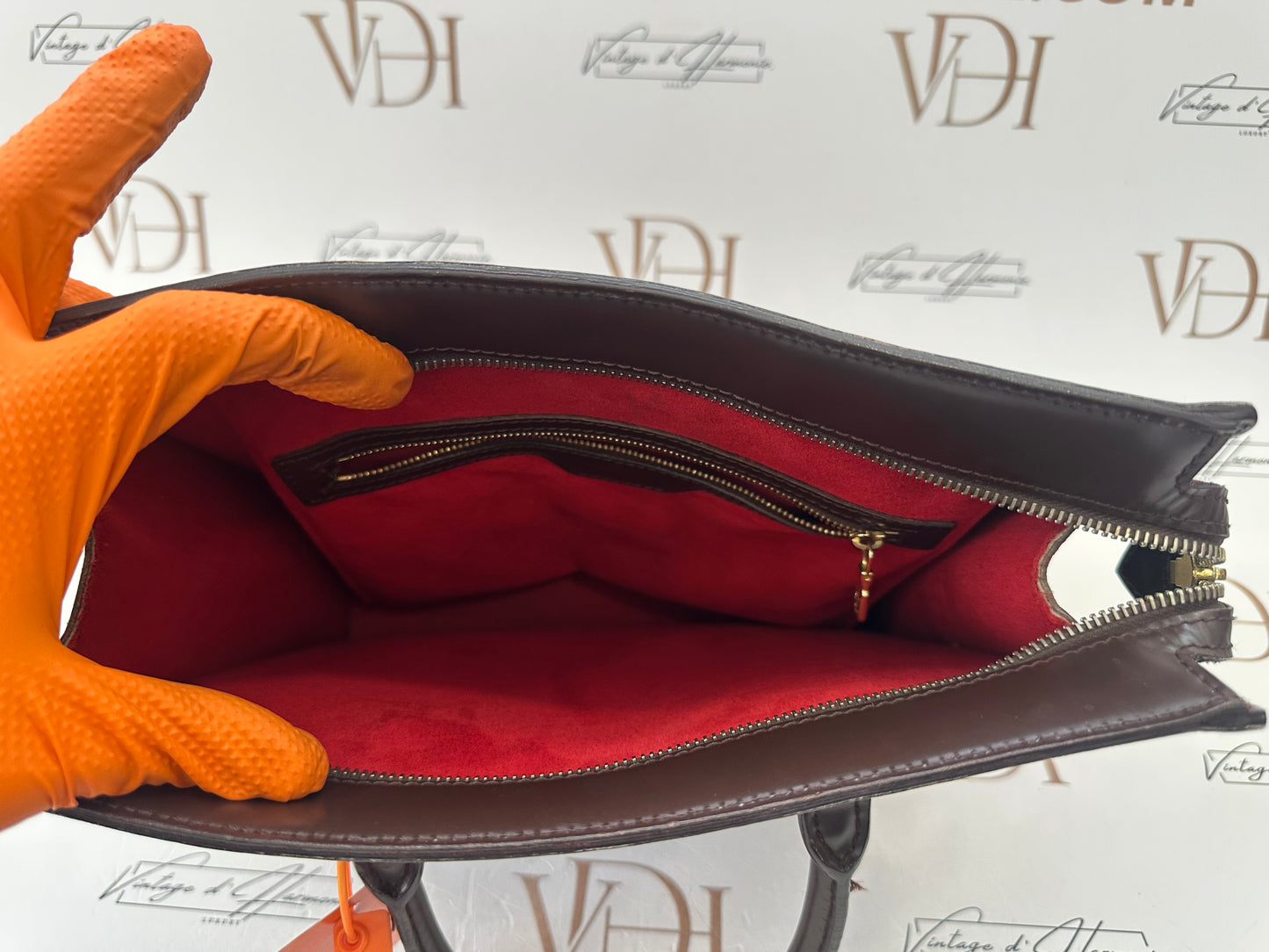 016871 - Louis Vuitton Venice PM