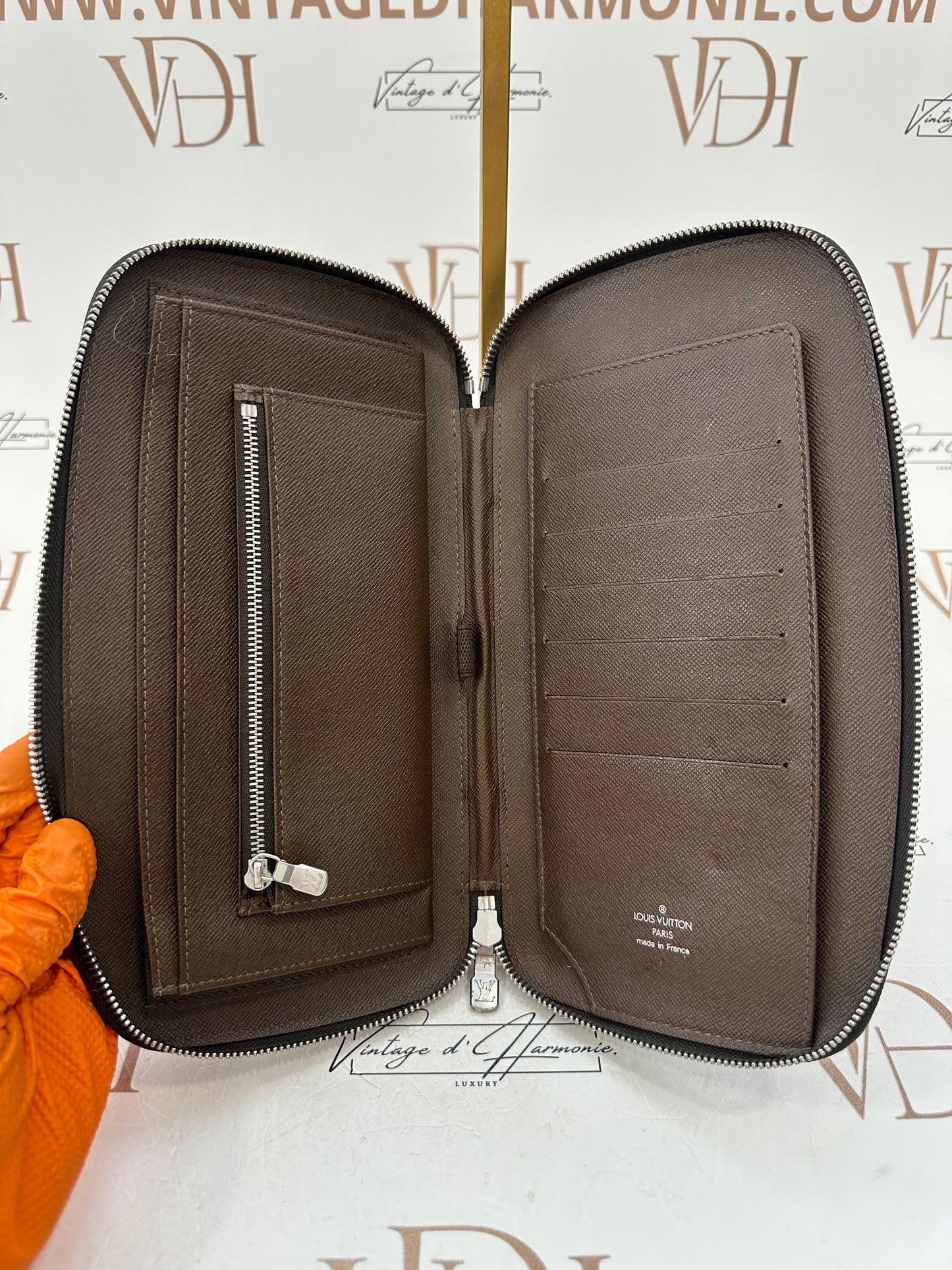102624 - Louis Vuitton Atoll