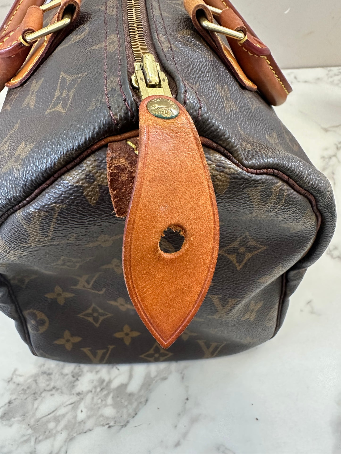Louis Vuitton Speedy 30