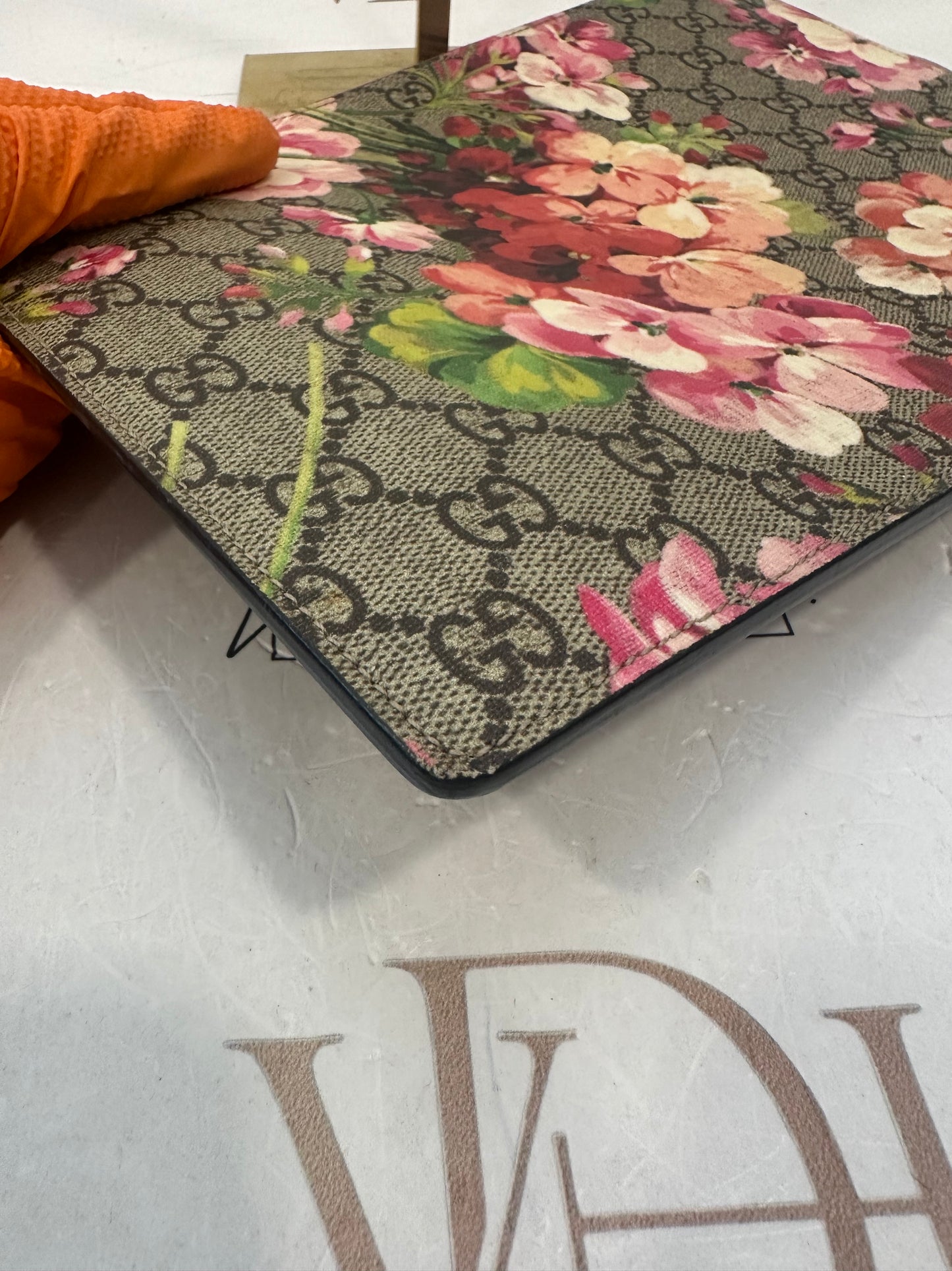 382979 - Gucci Blooms