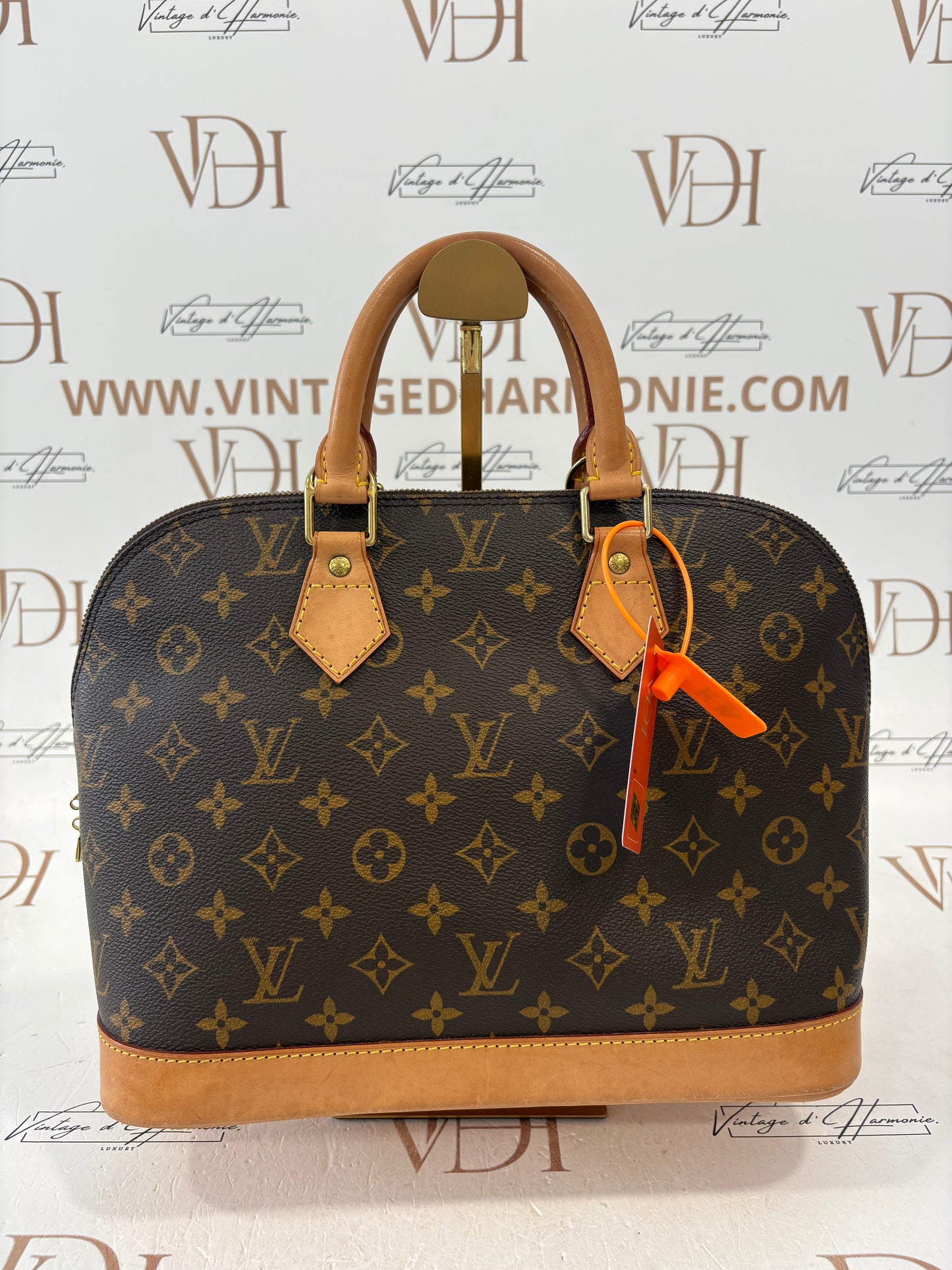 017563 - Louis Vuitton Alma