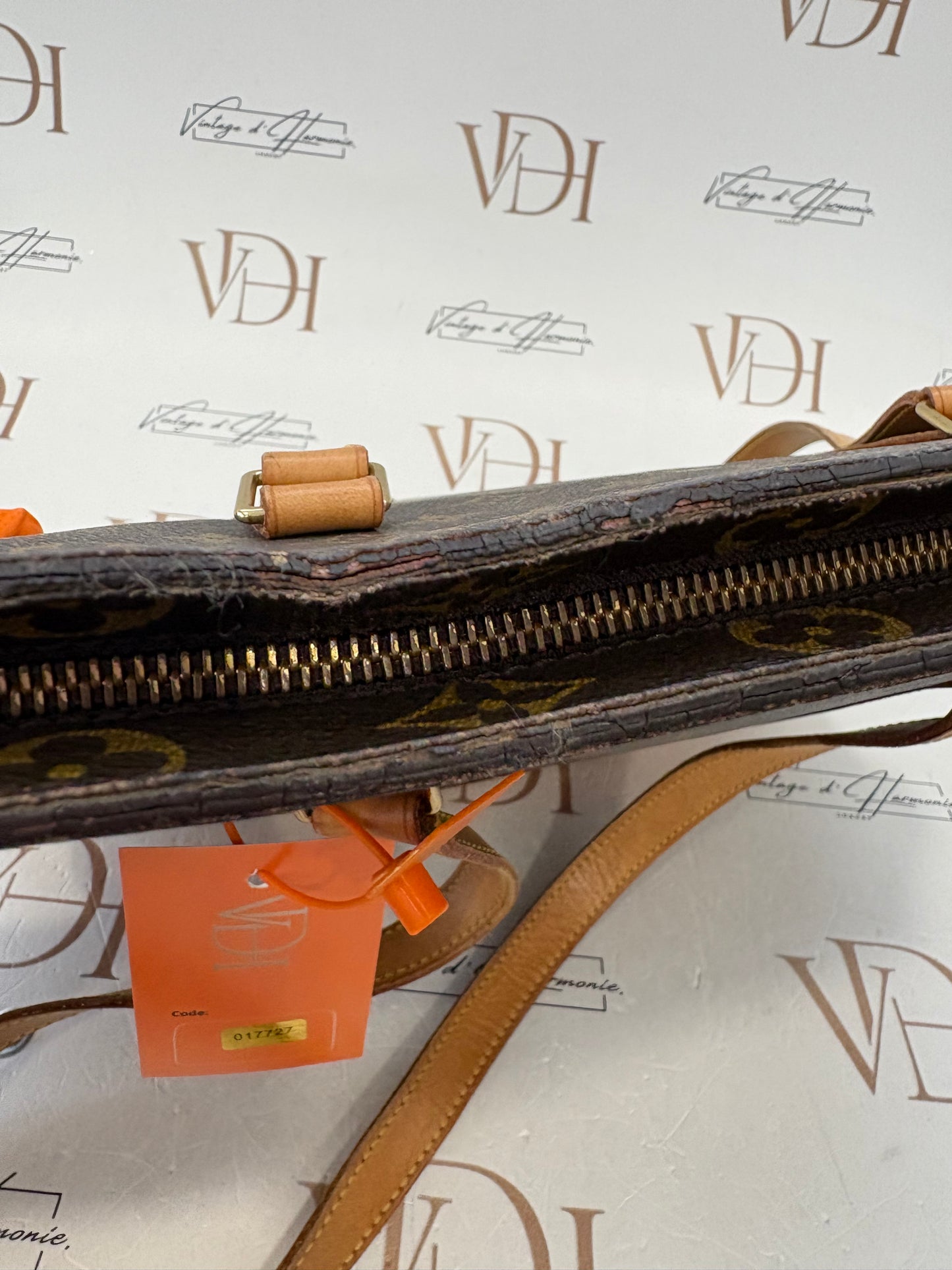 017727 - Louis Vuitton Babylone