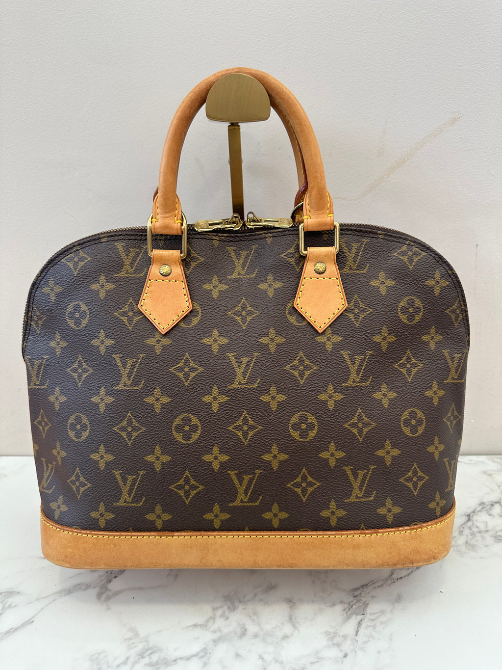 Louis Vuitton Alma