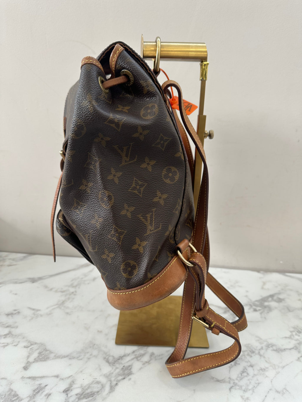Louis Vuitton Montsouris MM