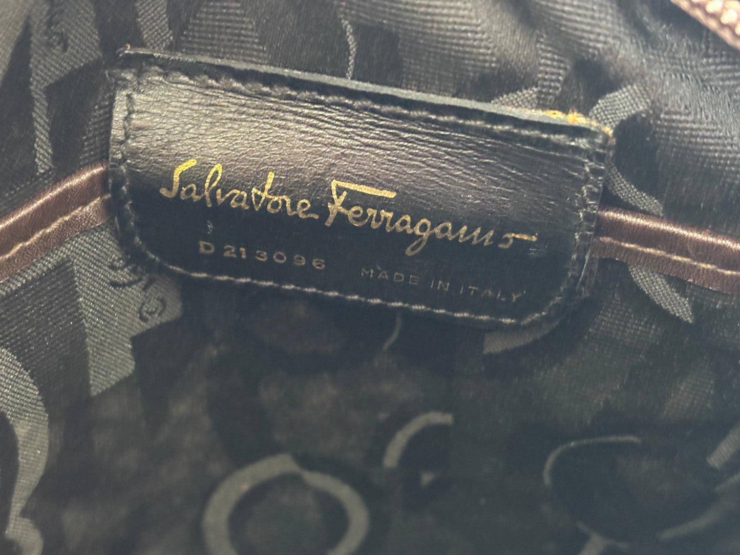 018338 - Salvatore Ferragamo Vara
