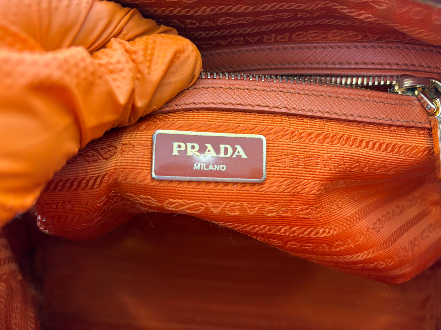 383520 - Prada Orange