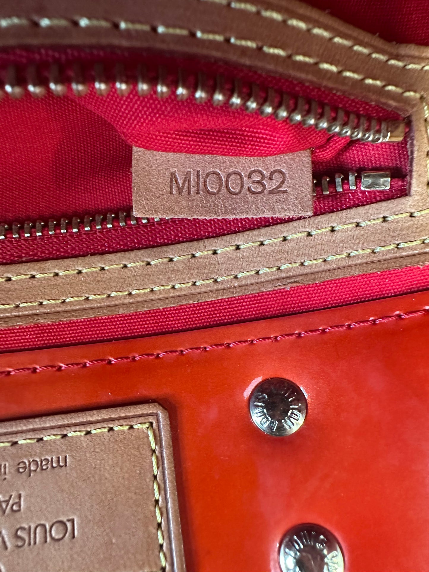 Louis Vuitton Reade PM Vernis Red
