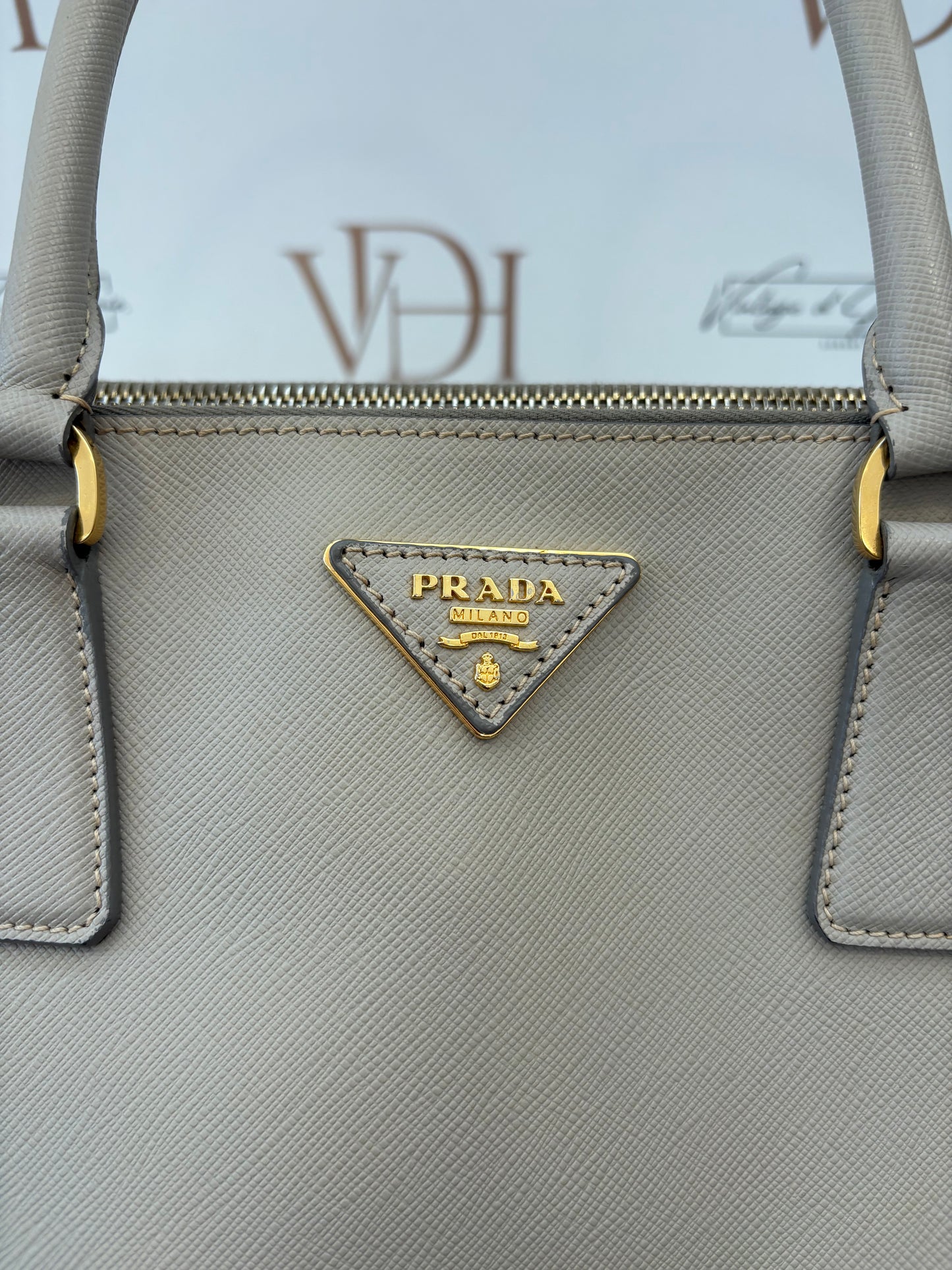 383898 - Prada Galleria Grey