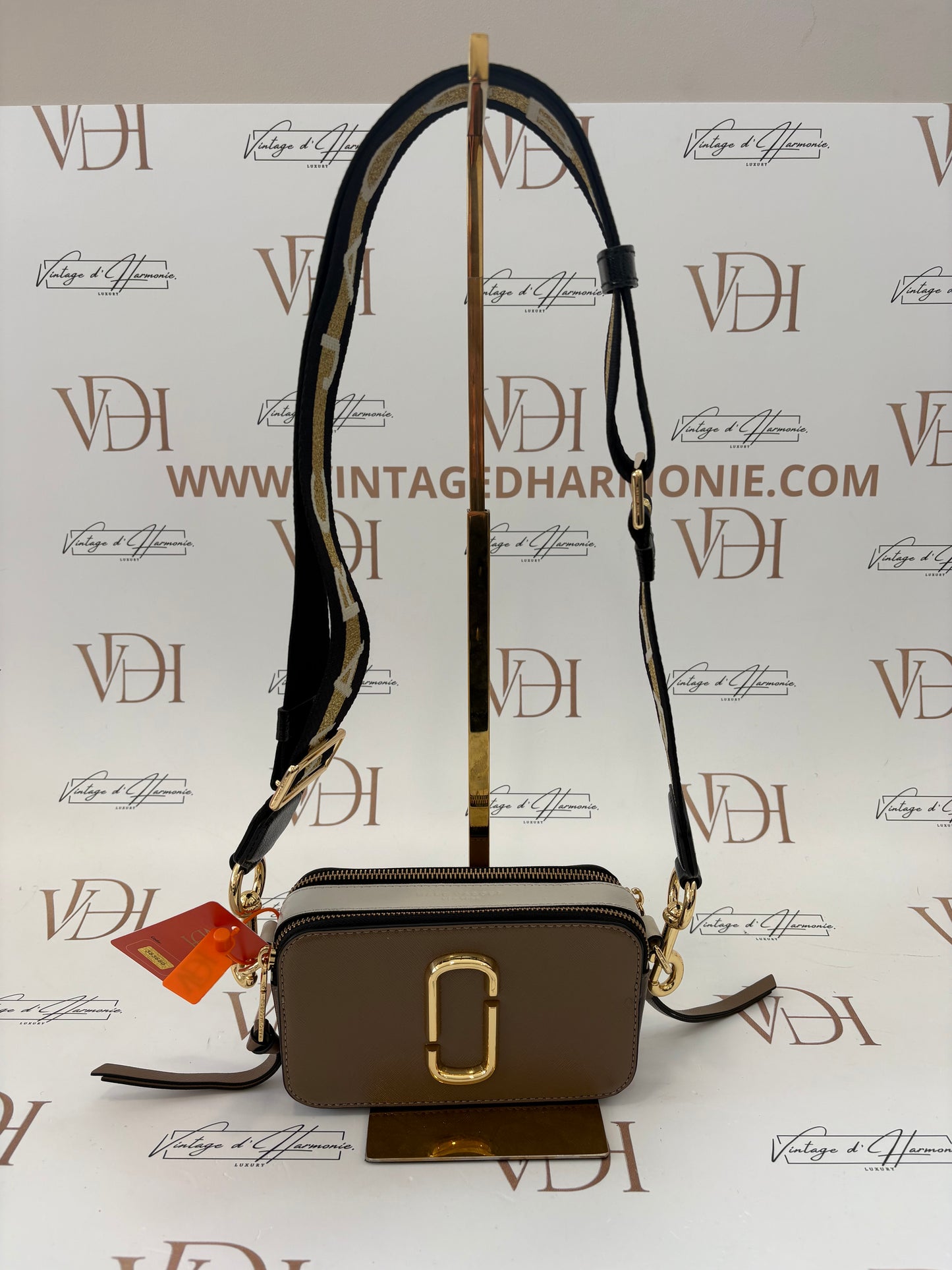 383680- Marc Jacobs Sbapshot