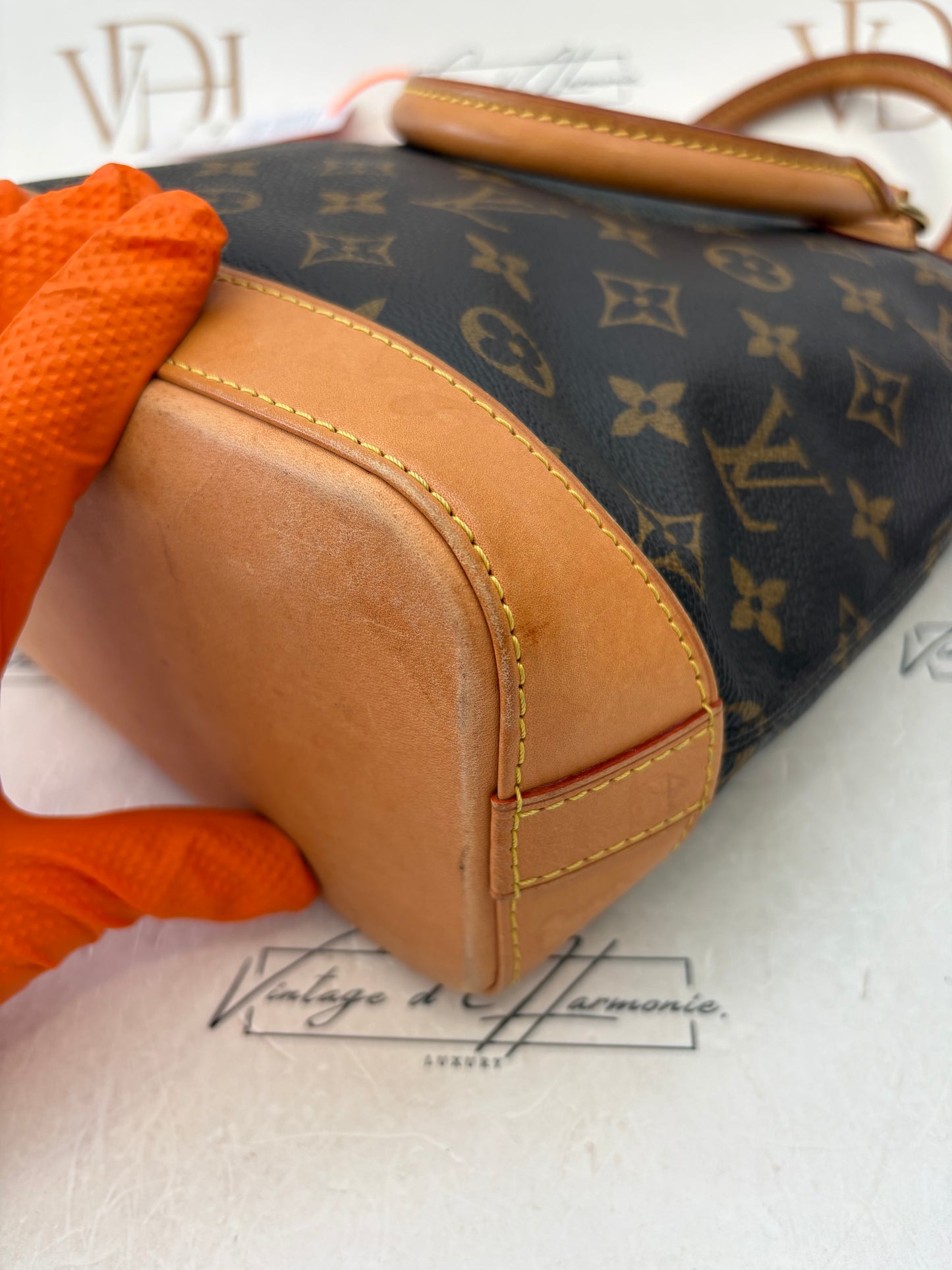 383511 - Louis Vuitton Lockit Vertical