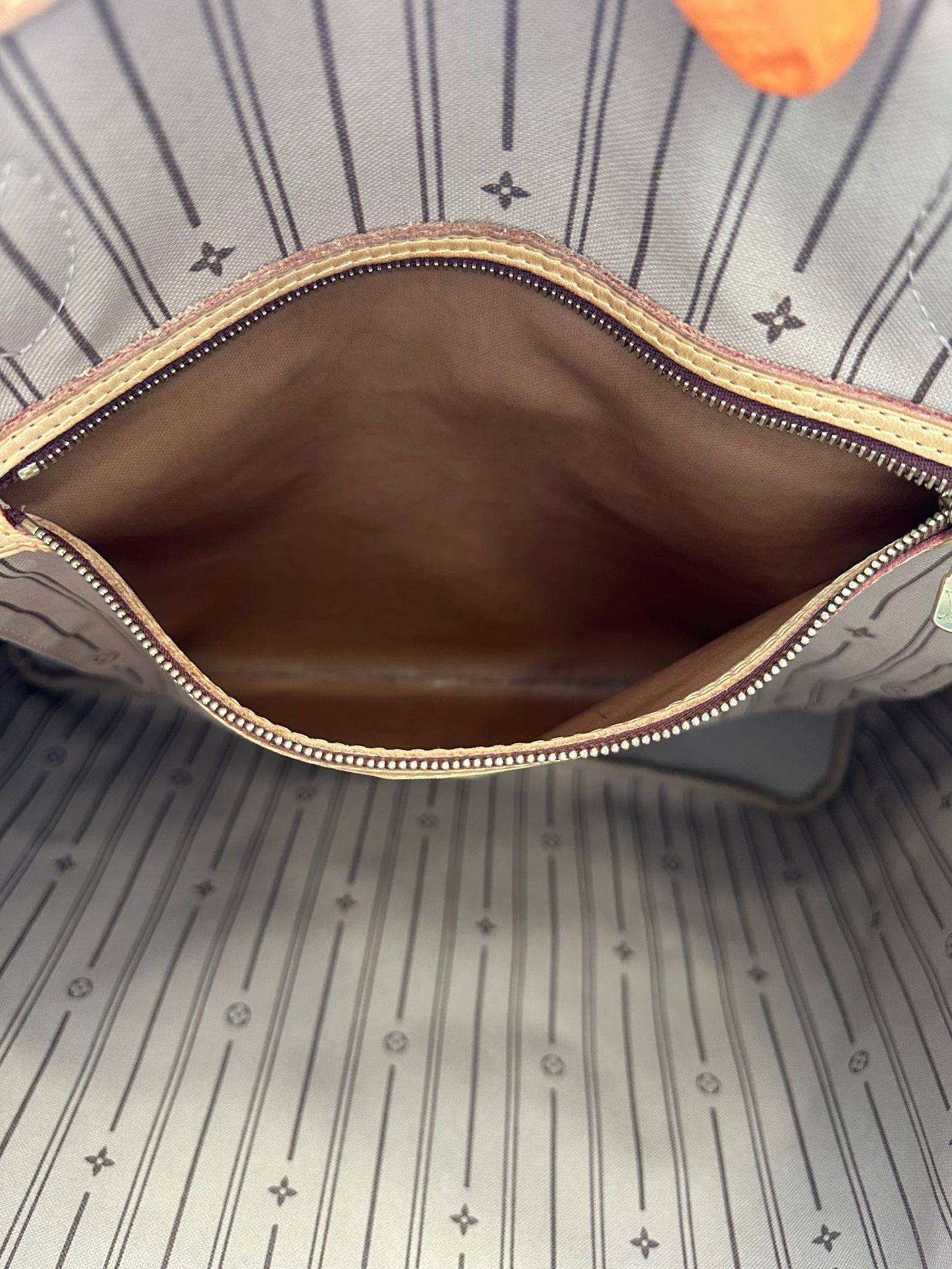 382225 - Louis Vuitton Neverfull GM