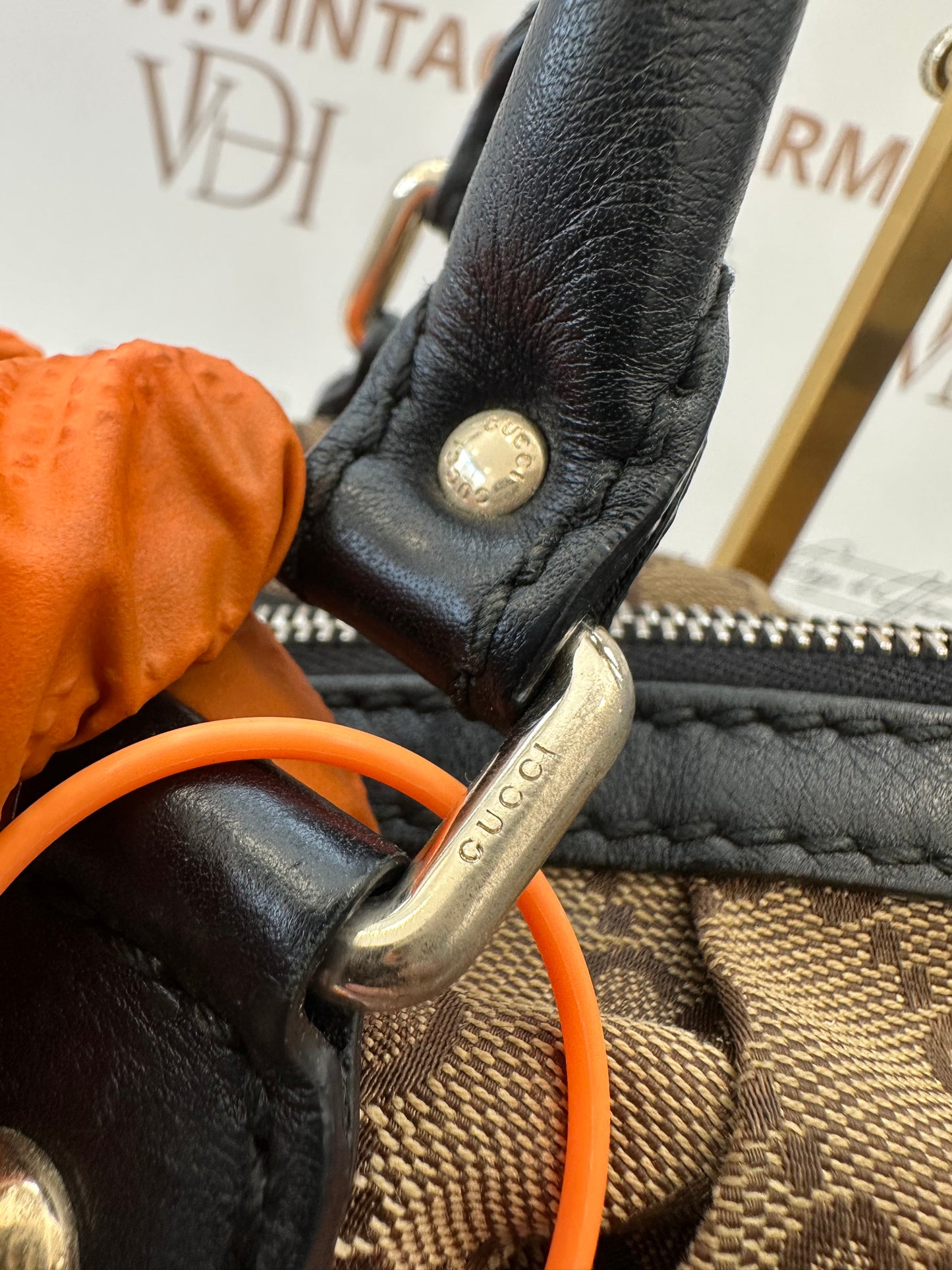 383176 - Gucci Sukey