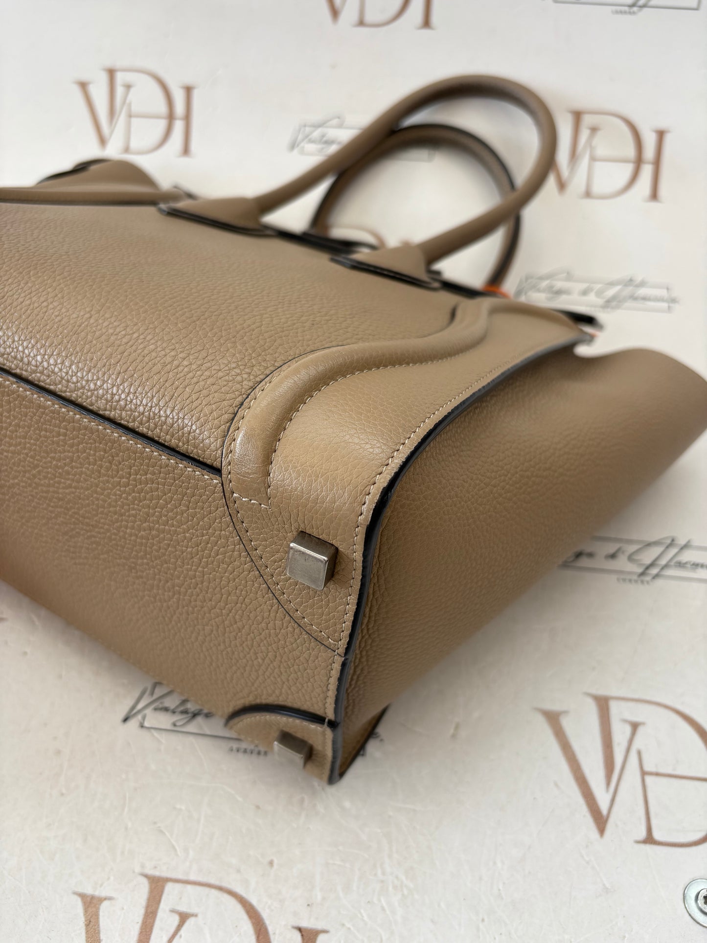 018613 - Céline Luggage