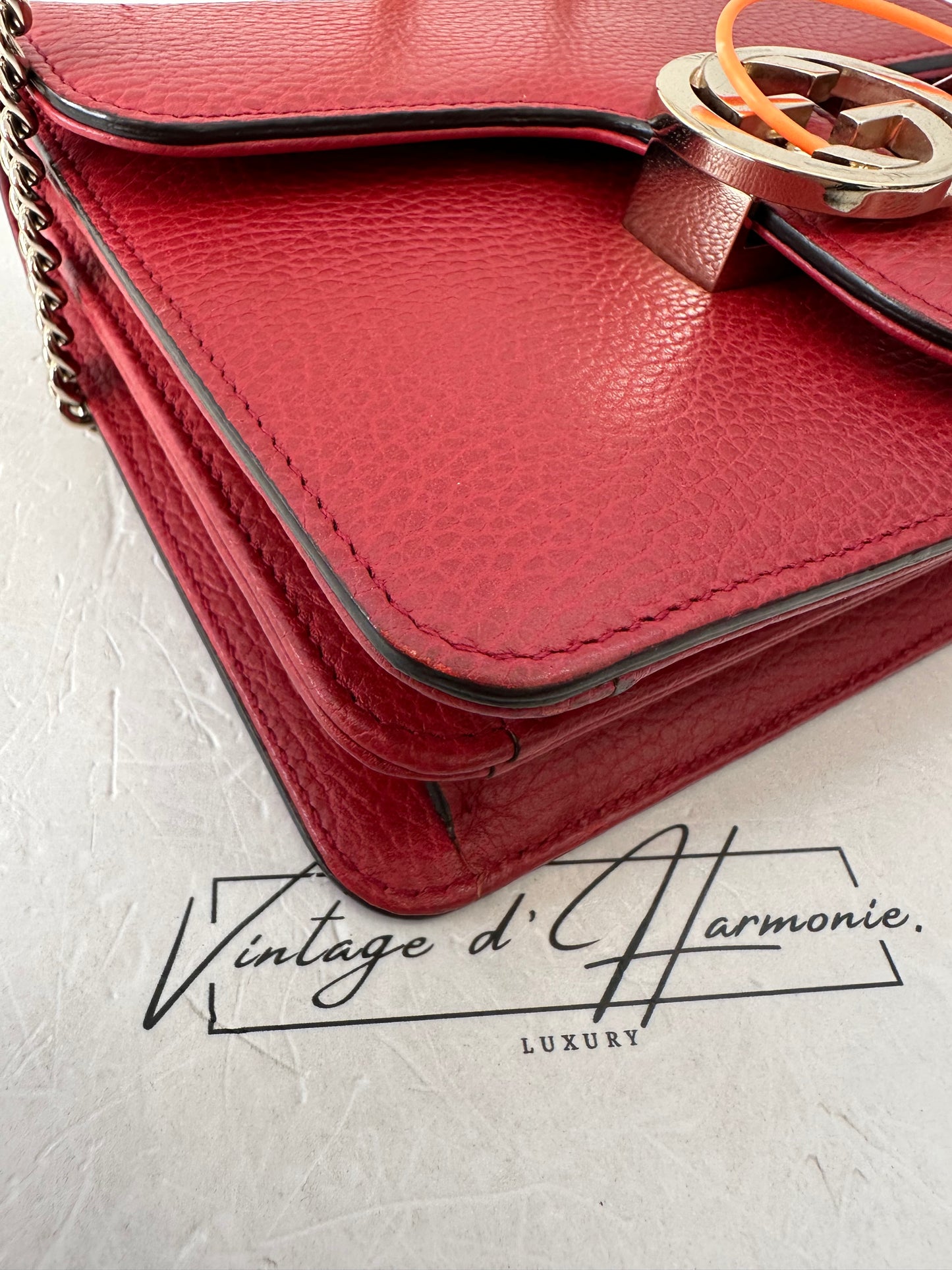 382995 - Gucci Interlocking