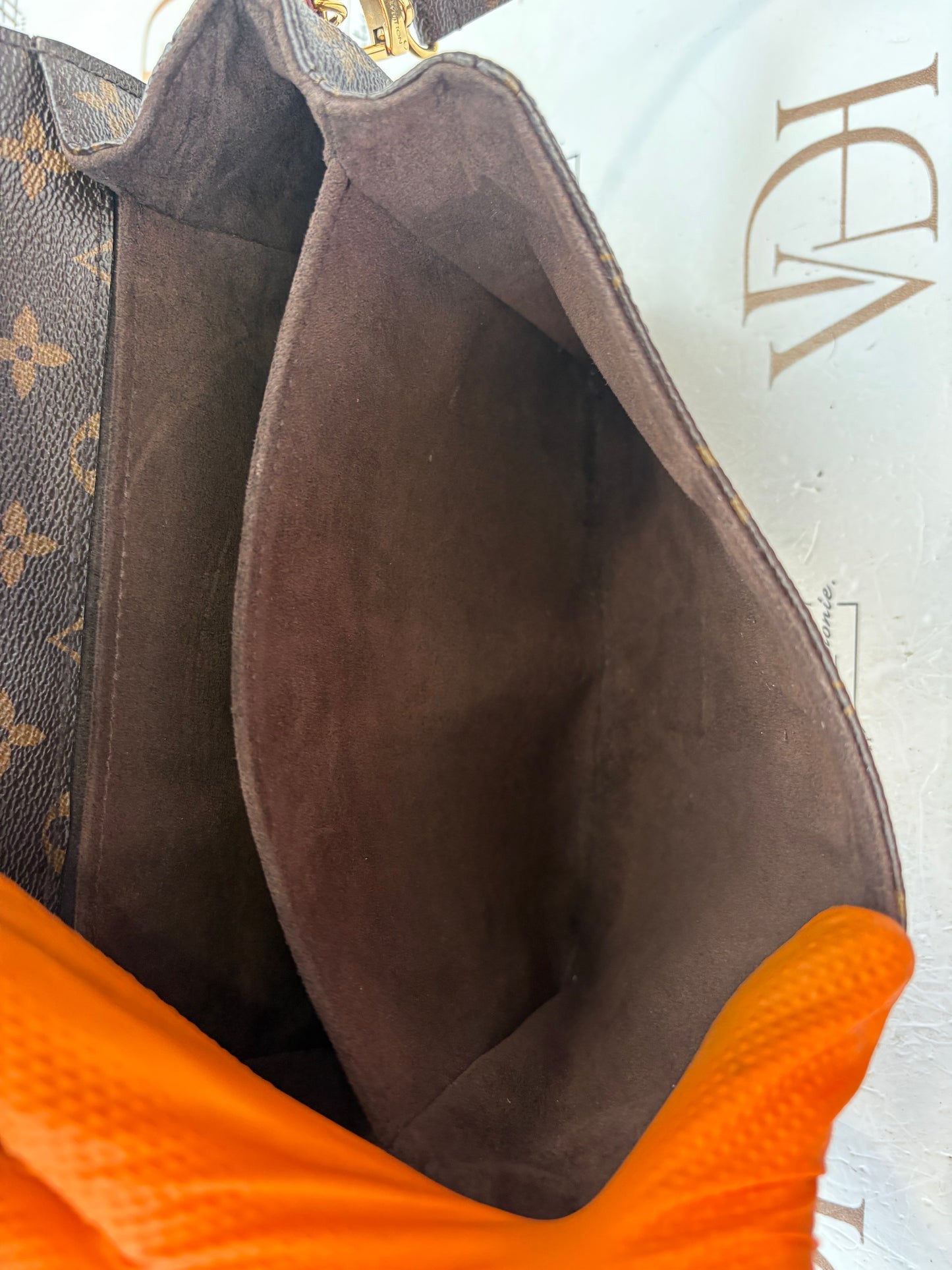 201402 - Louis Vuitton Metis