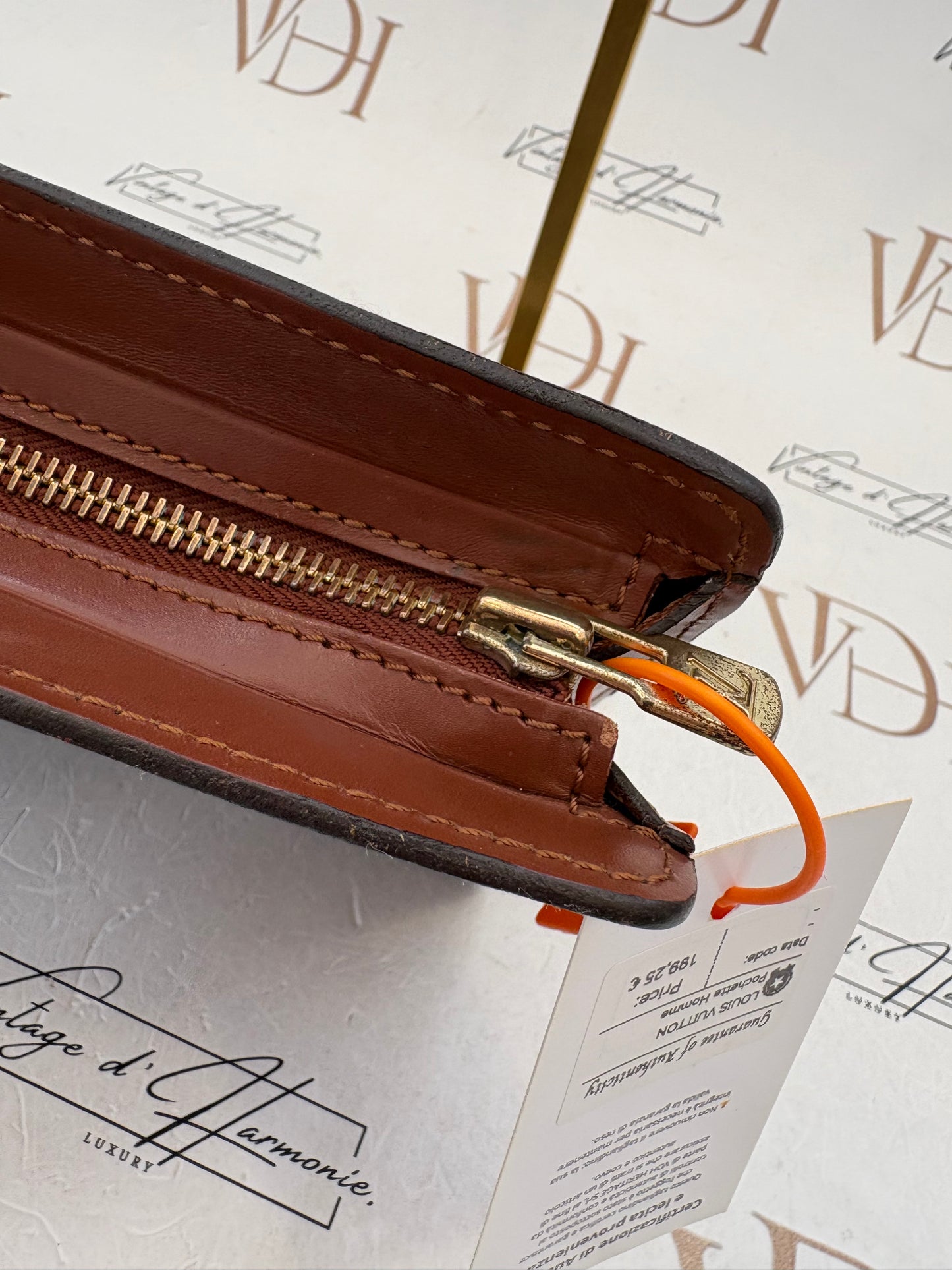 017676 - Louis Vuitton Pochette Homme
