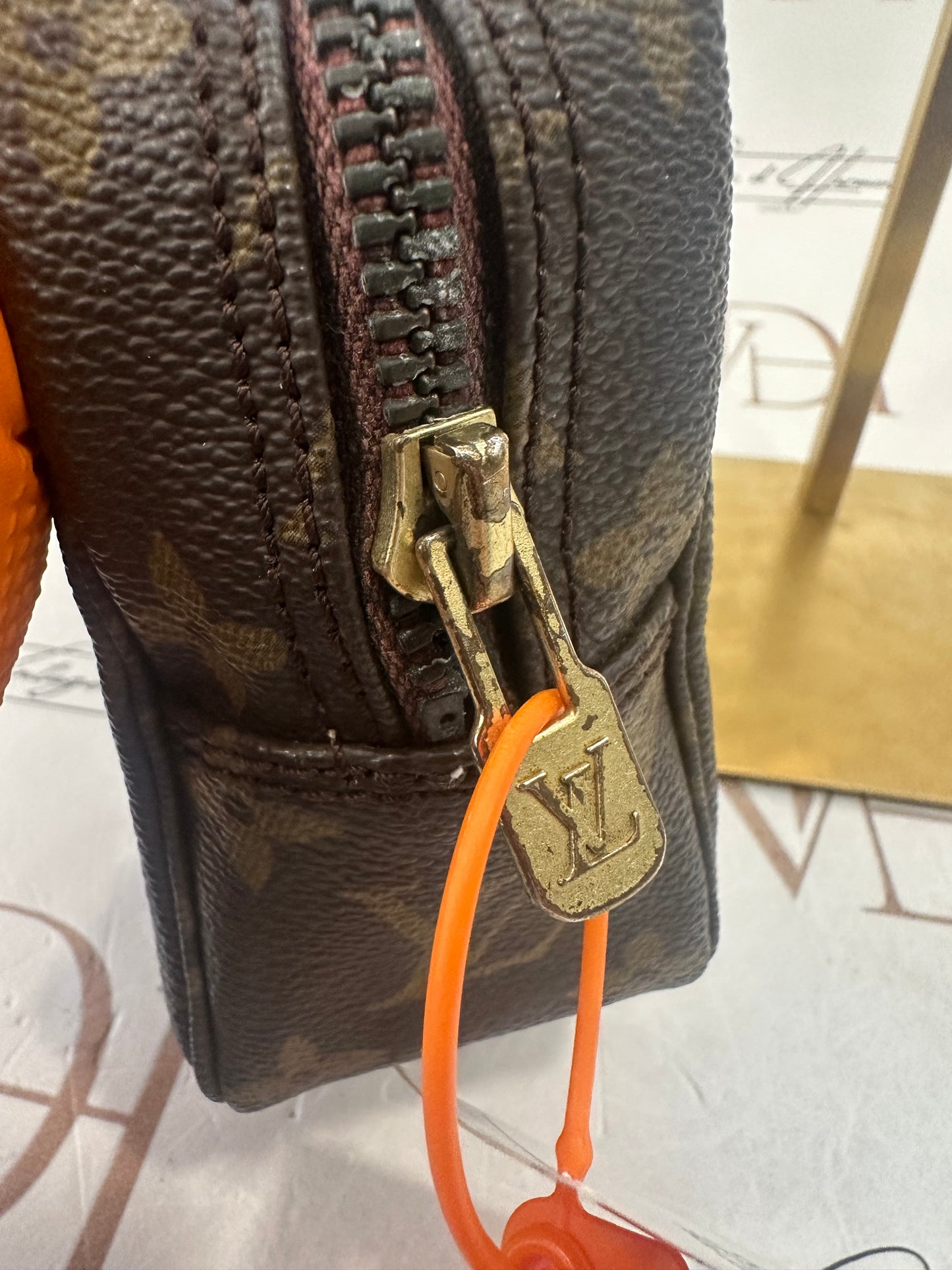 017730 - Louis Vuitton Trousse Toilette 18
