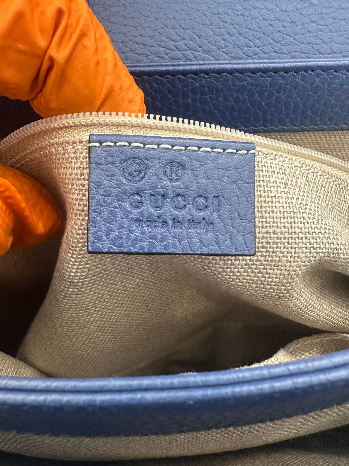 016765 - Gucci Interlocking