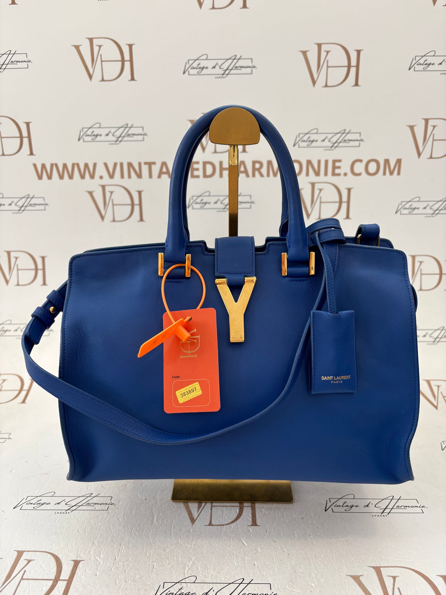 383897 - Saint Laurent Chyc