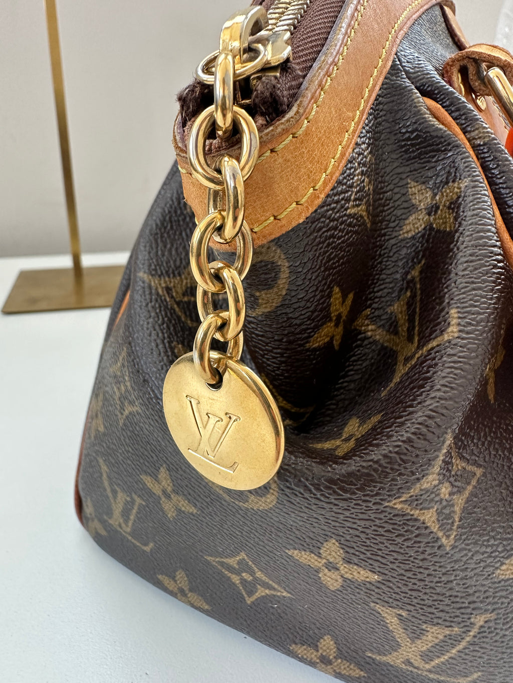 Louis Vuitton Tivoli PM