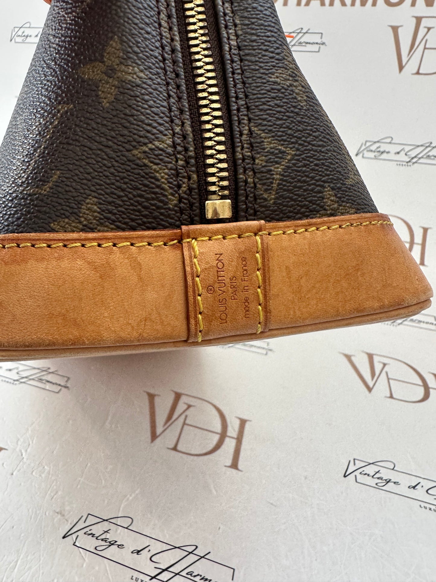016904 - Louis Vuitton Alma