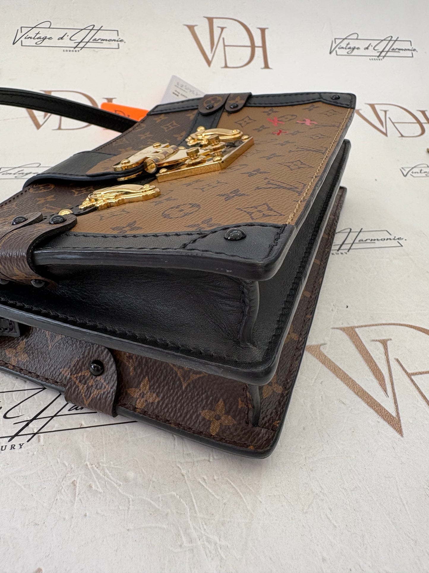 383978 - Louis Vuitton Trunk Clutch