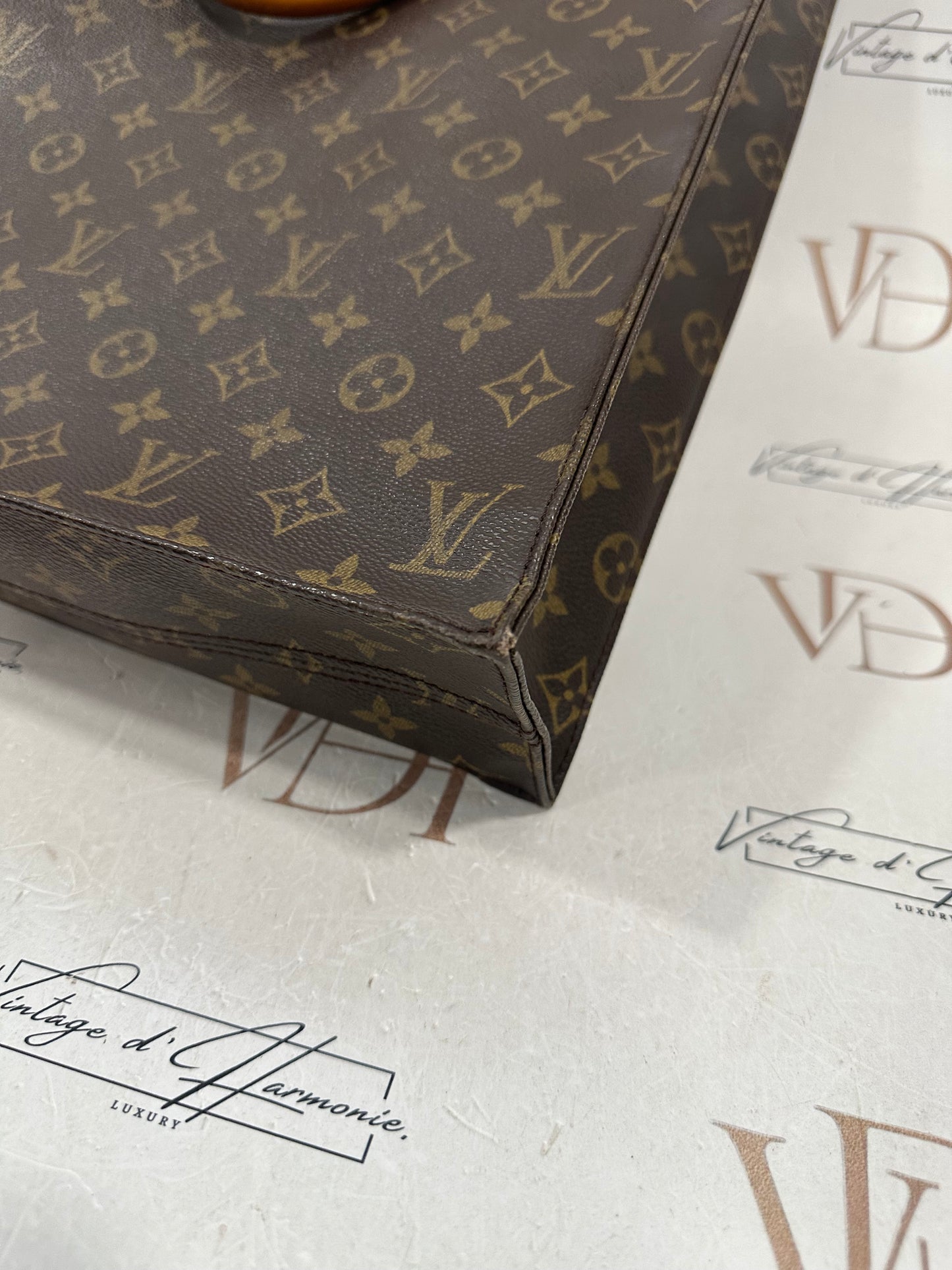 018786 - Louis Vuitton Sac Plat