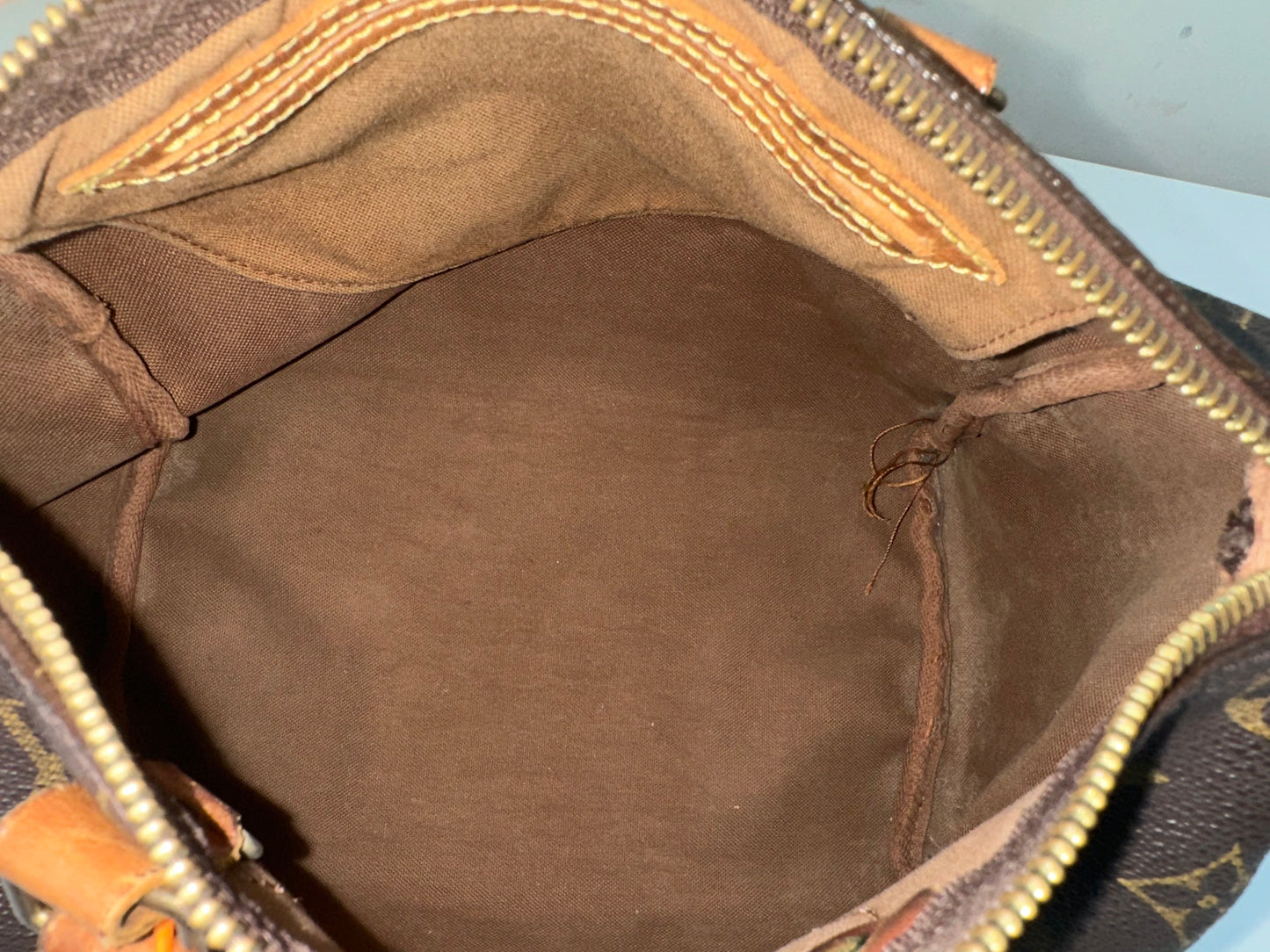 Louis Vuitton Speedy 25