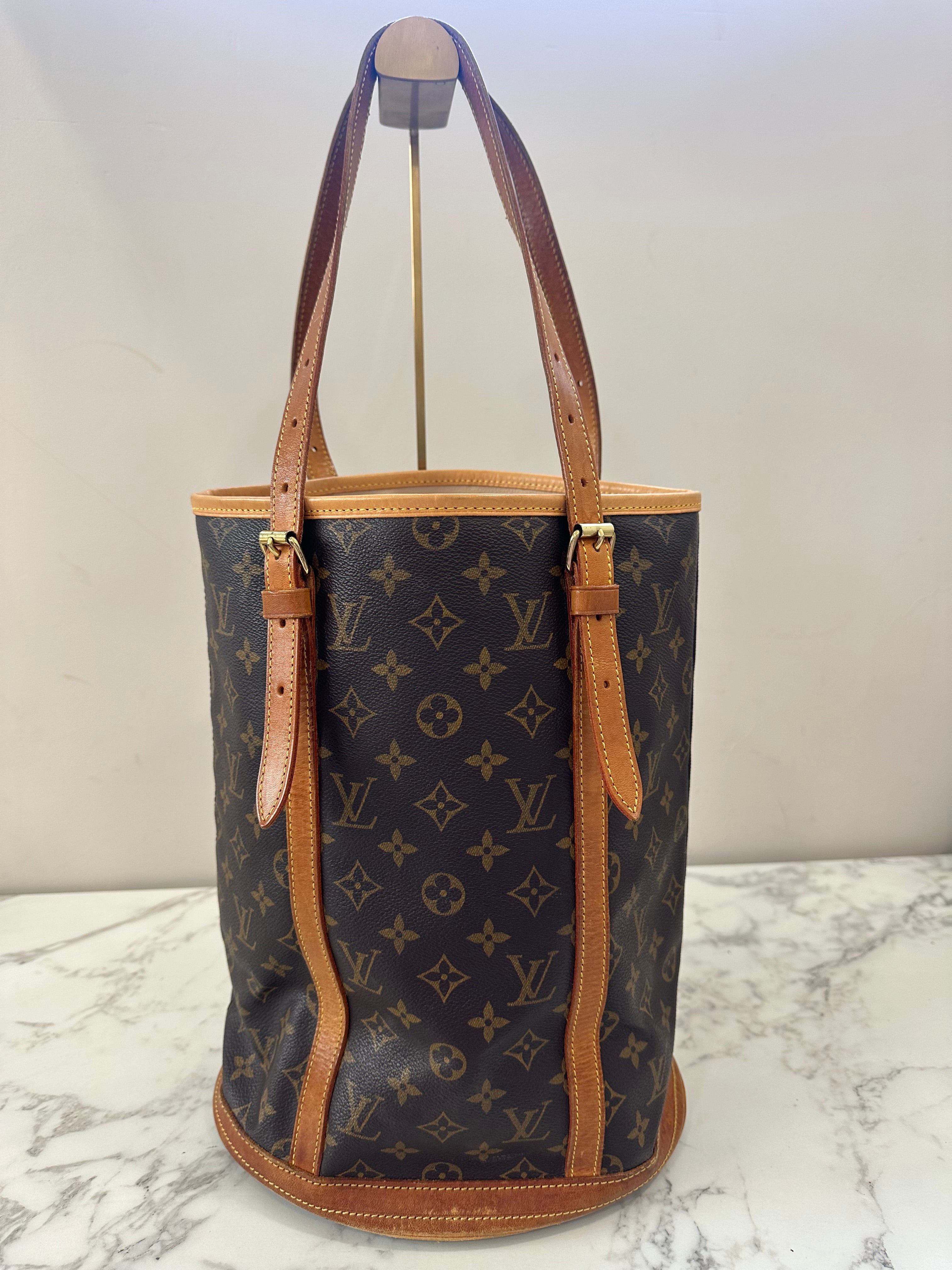 Louis Vuitton Bucket GM