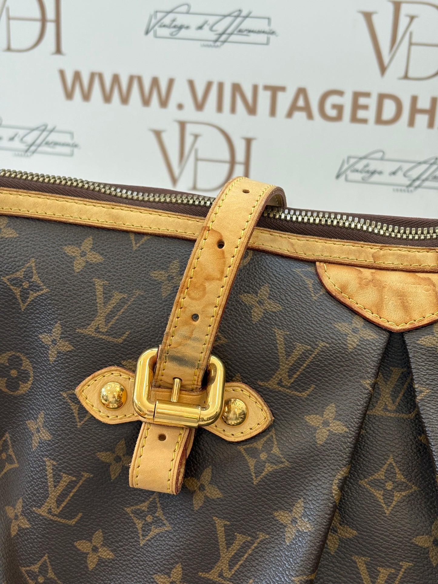 017346 - Louis Vuitton Palermo