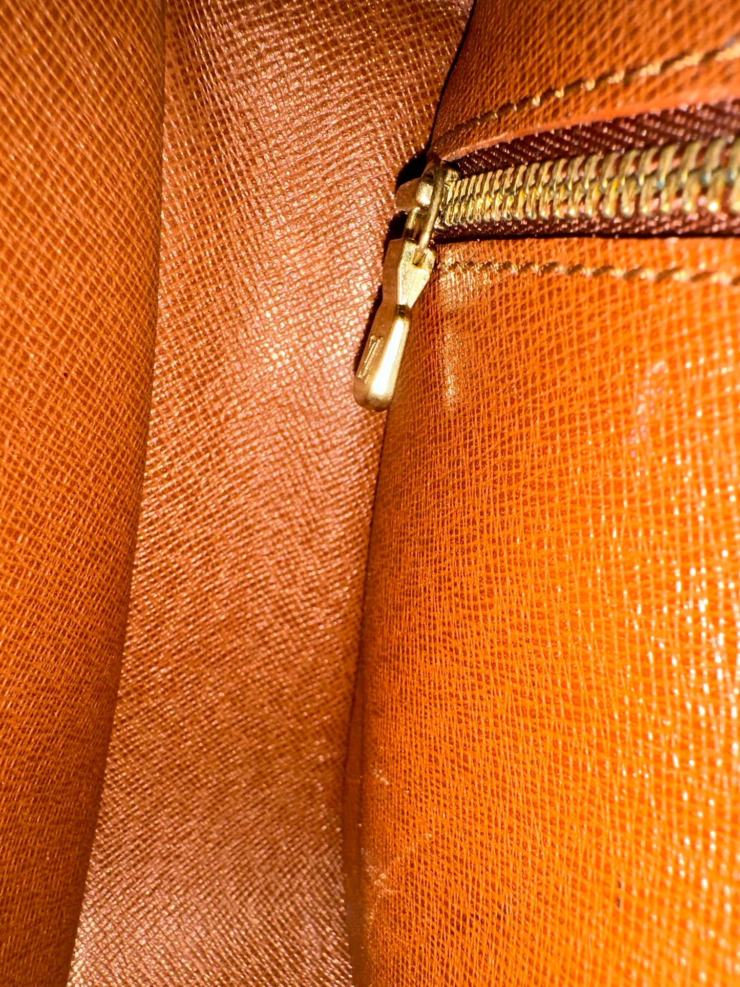 Louis Vuitton Saint Cloud MM