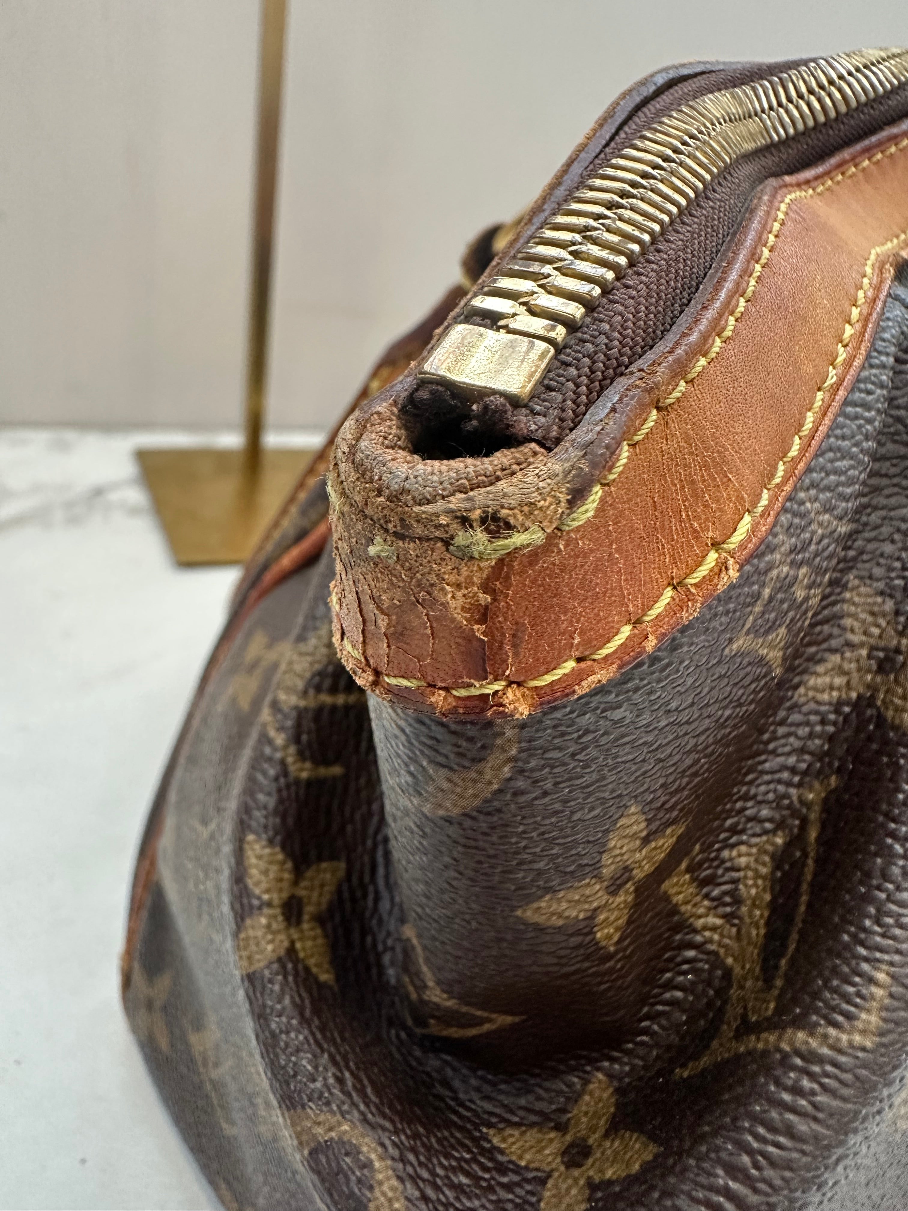 Louis Vuitton Tivoli PM