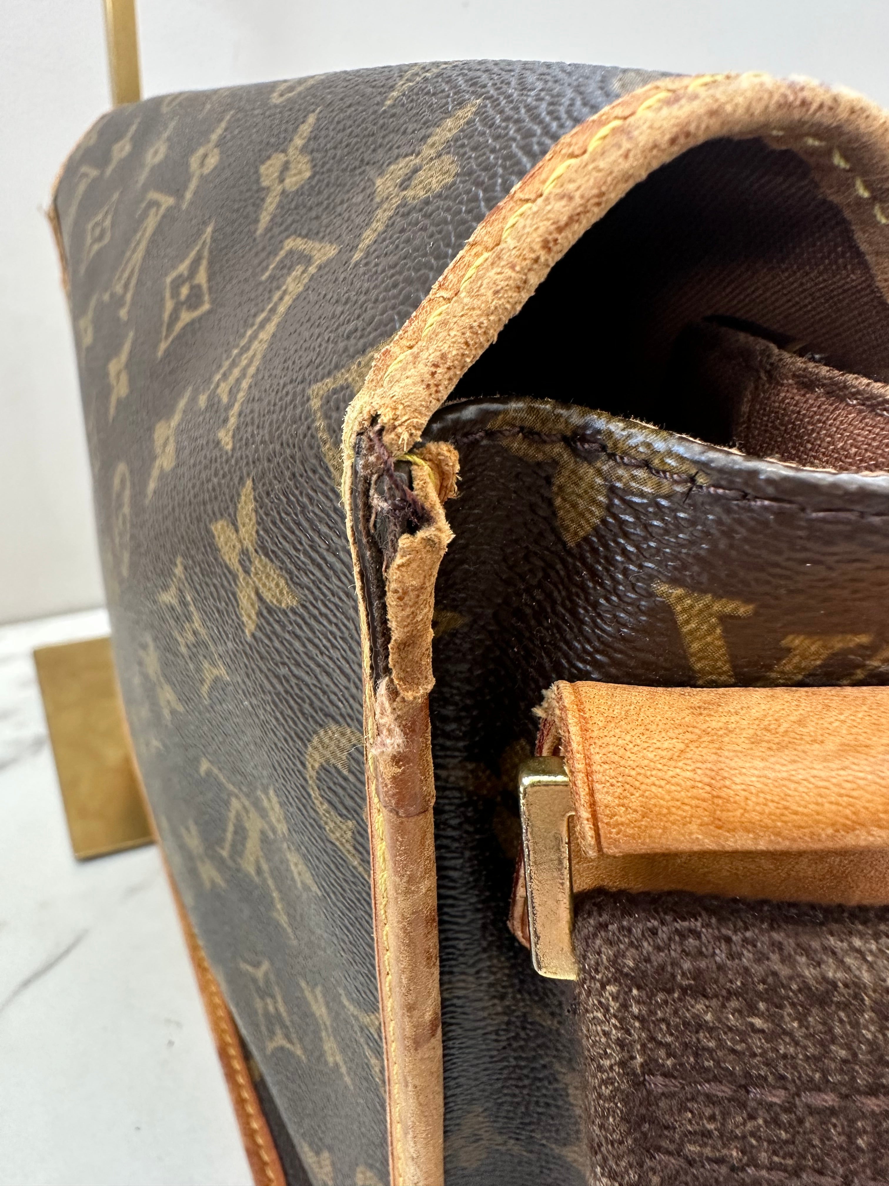 Louis Vuitton Messenger Bosphore