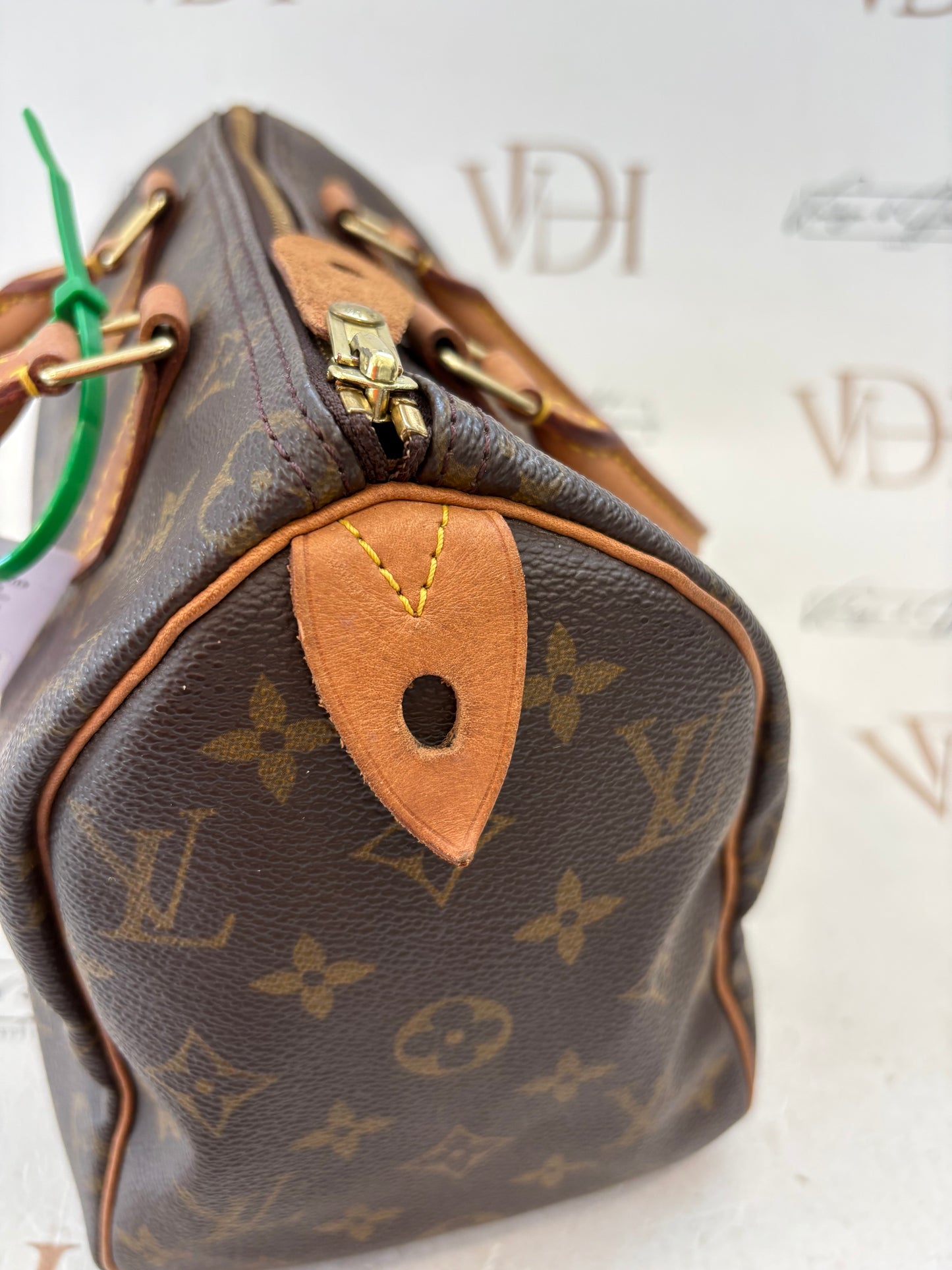 017100 - Louis Vuitton Speedy 25