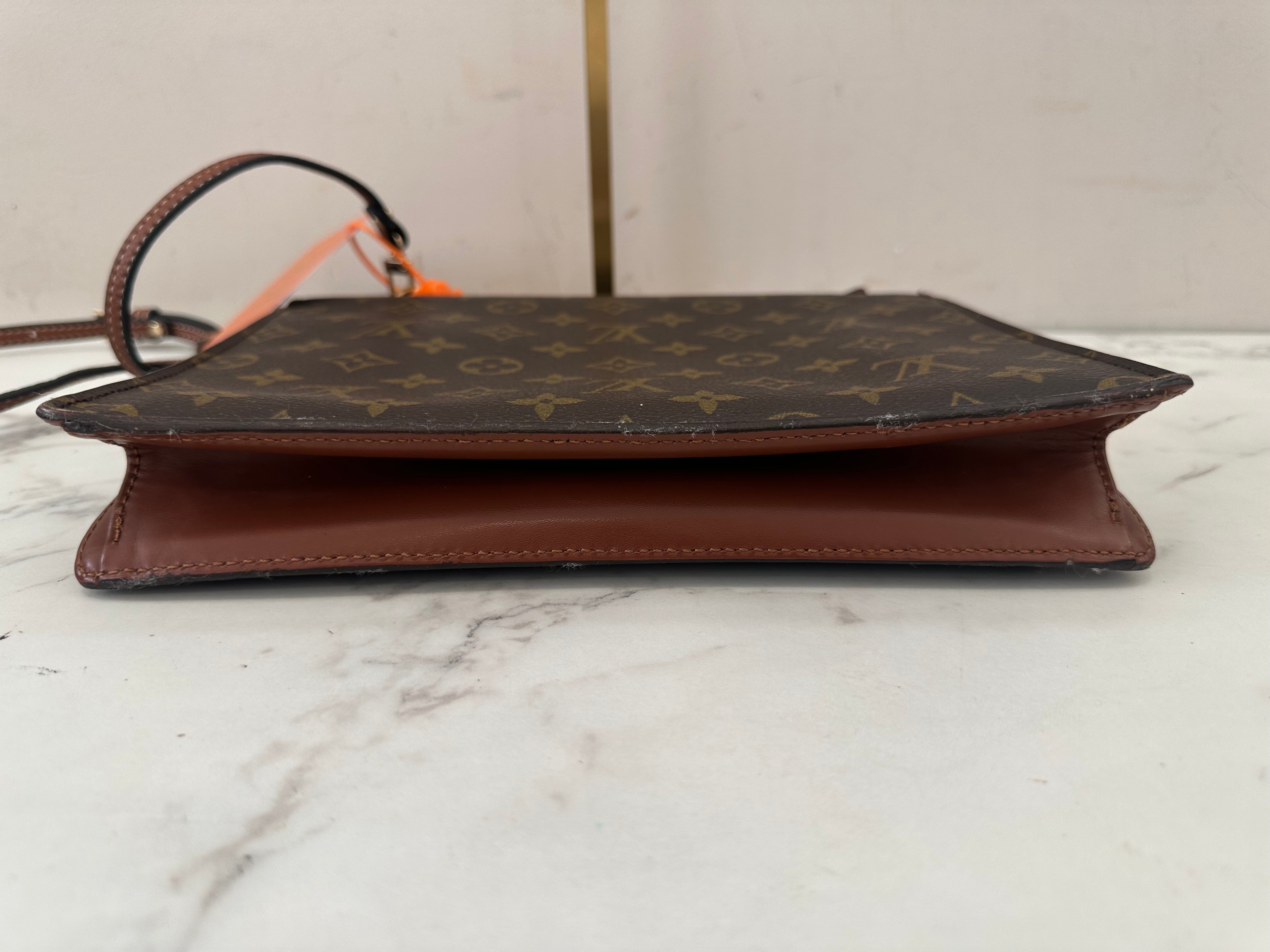 Louis Vuitton Monceau 28