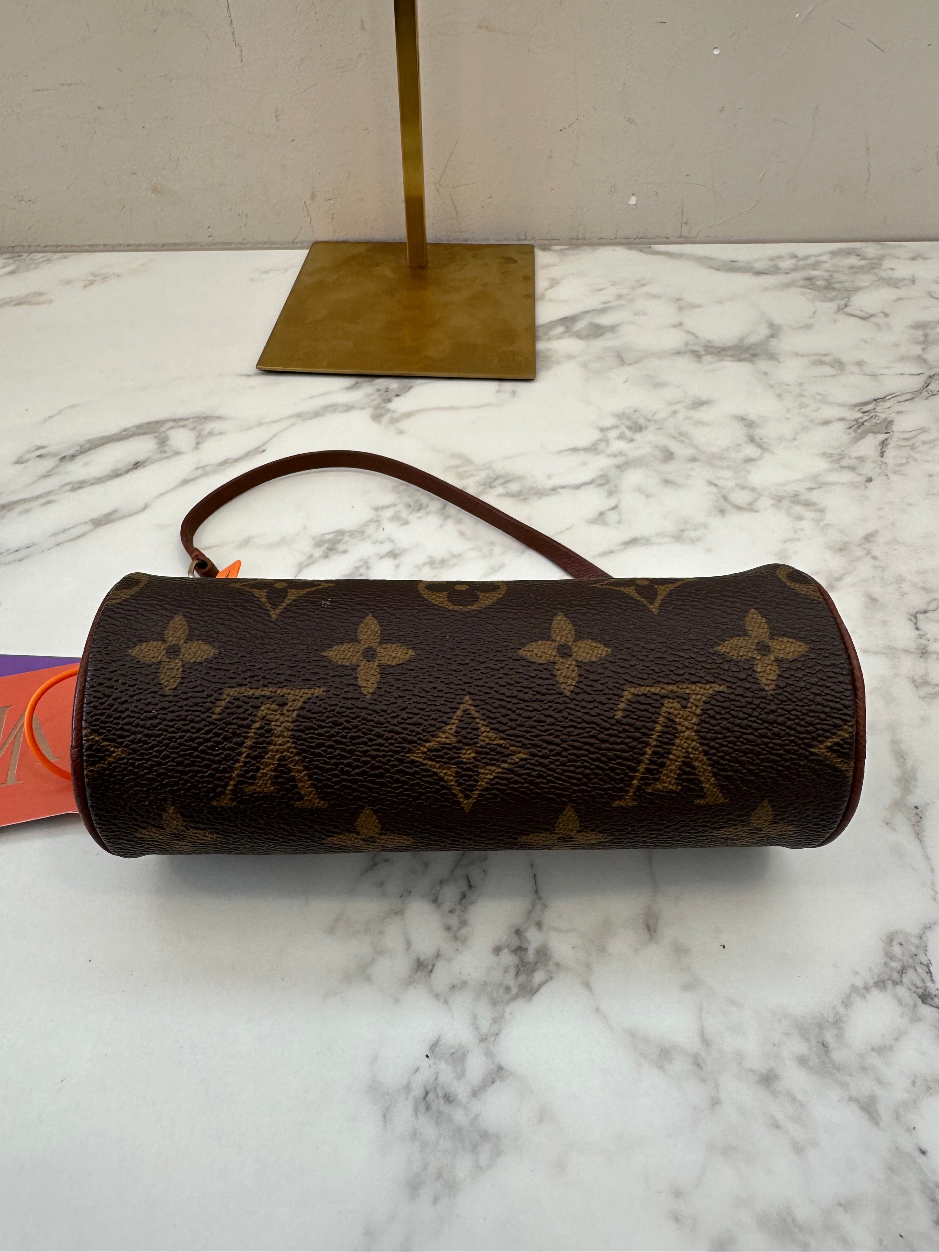 Louis Vuitton Papillon Attached Pouch Bag
