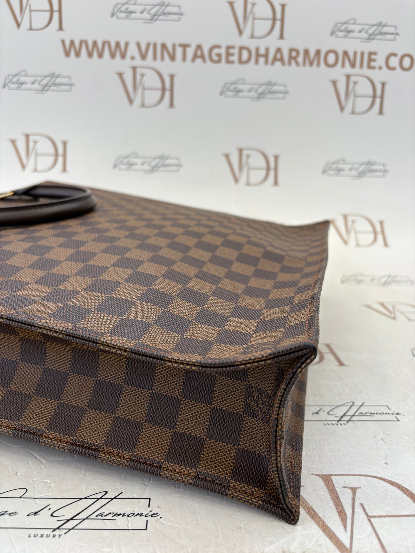 018680 - Louis Vuitton Damier Ebene Sac Plat