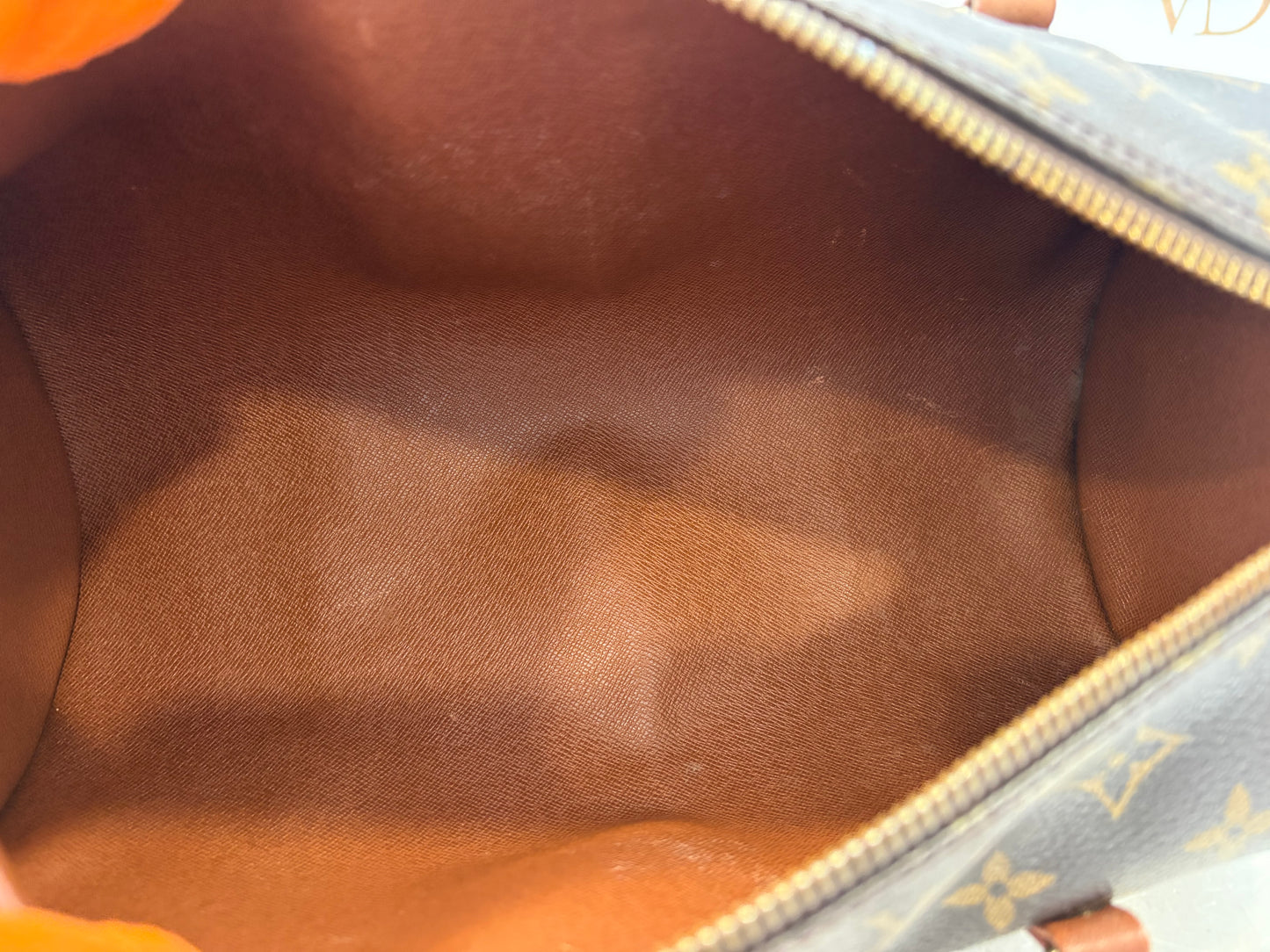 018992 - Louis Vuitton Papillon 30