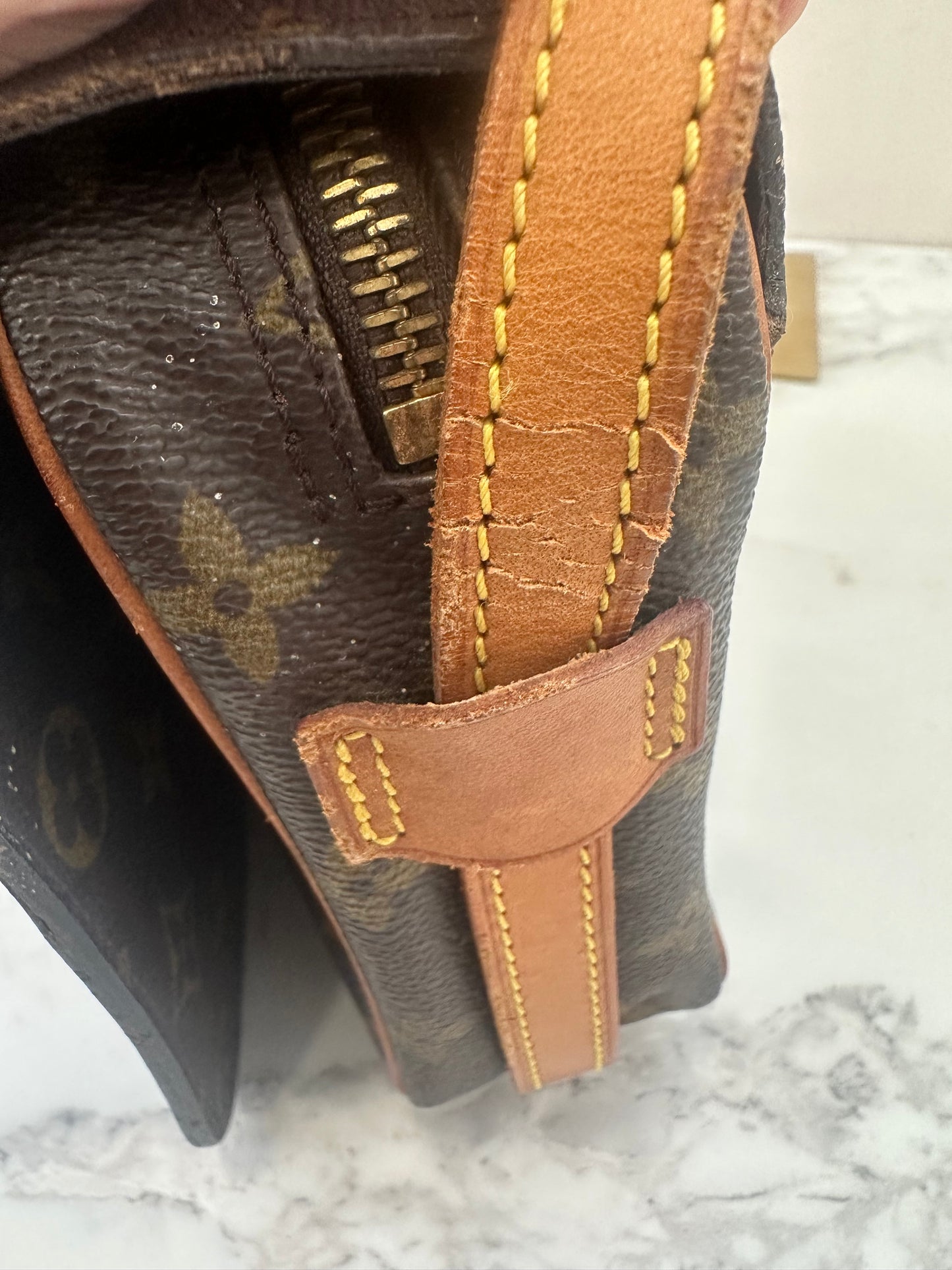 Louis Vuitton Saint German 27