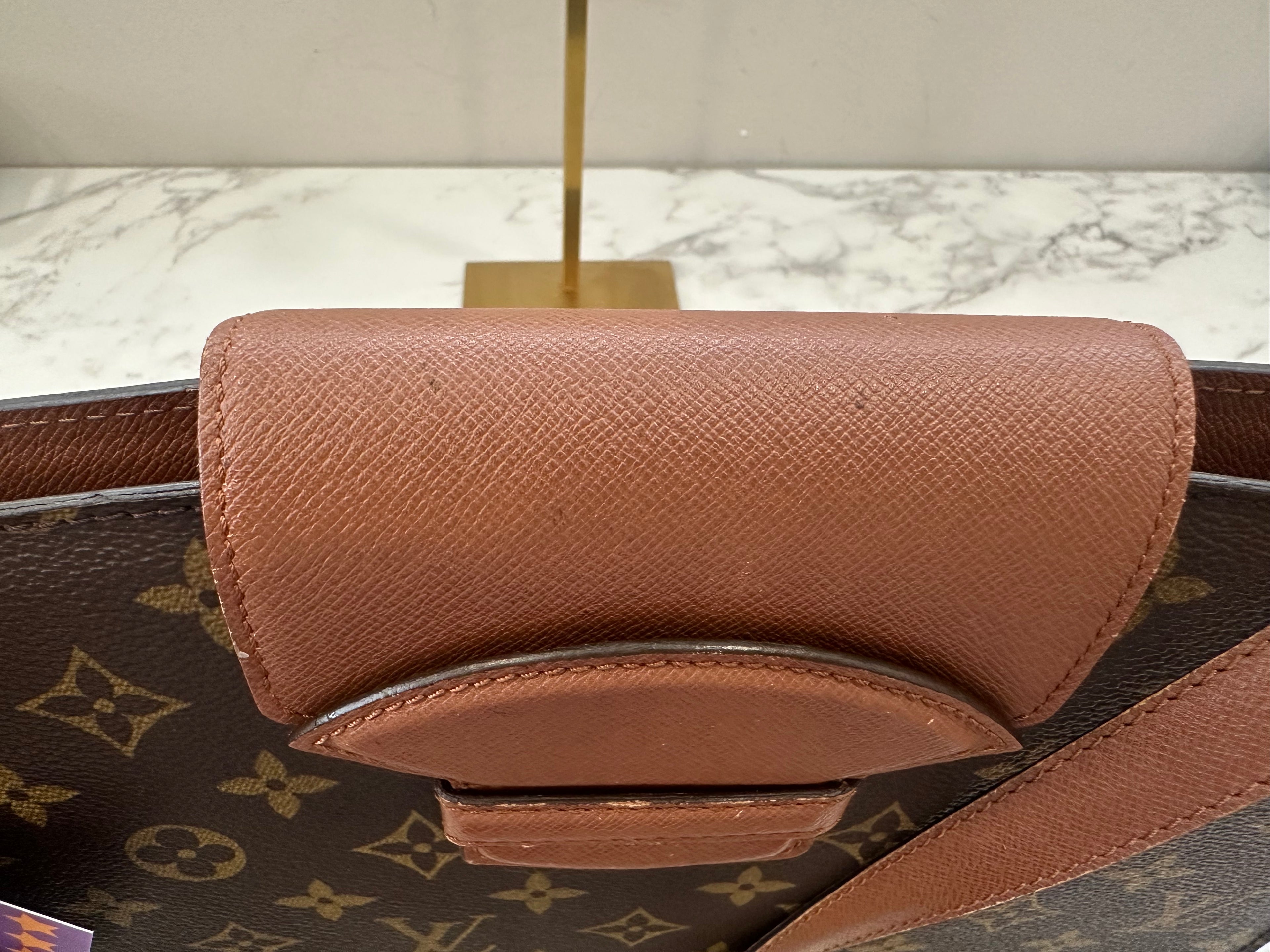 Louis Vuitton Courcelles