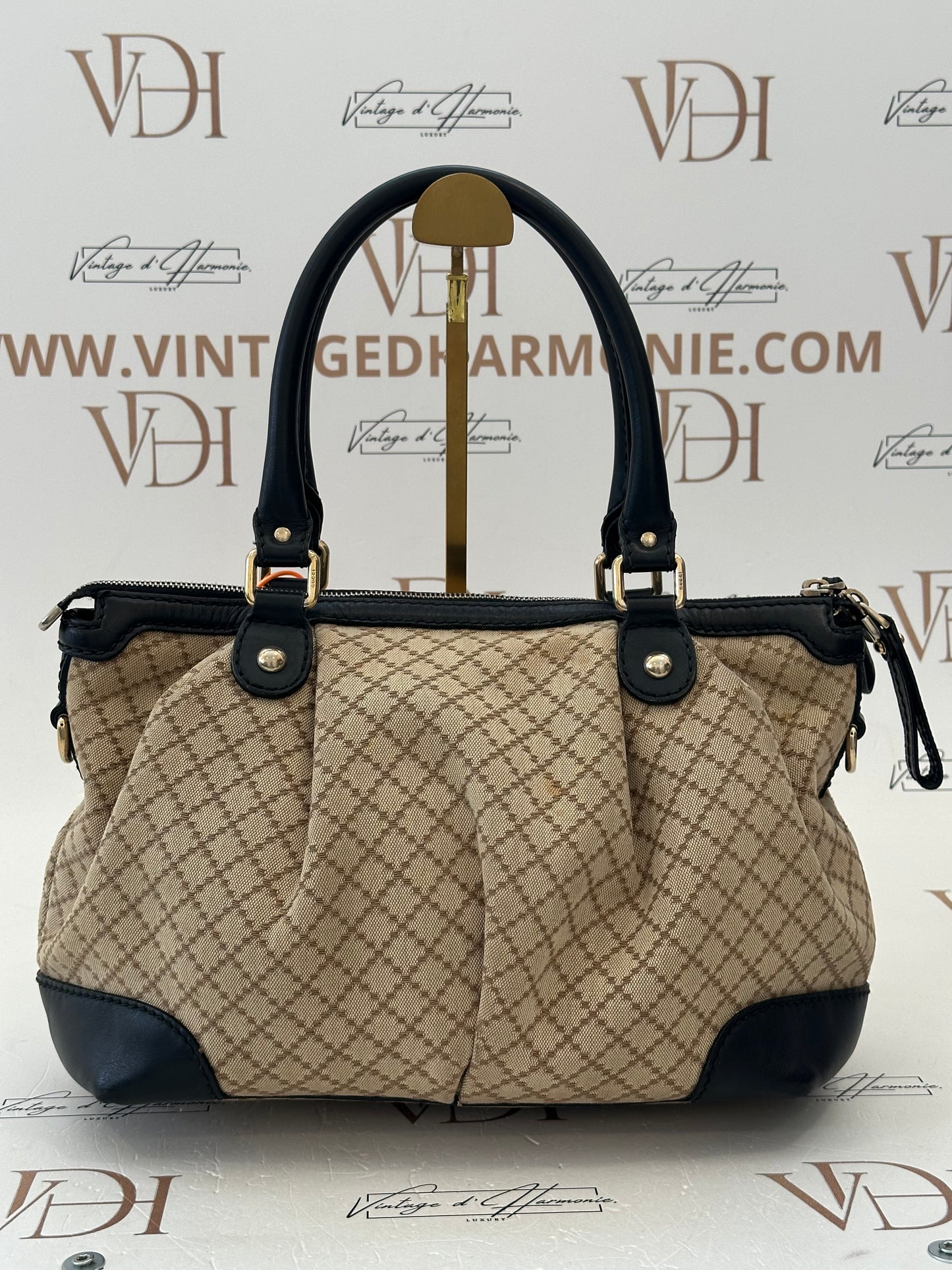 382490 - Gucci Sukey