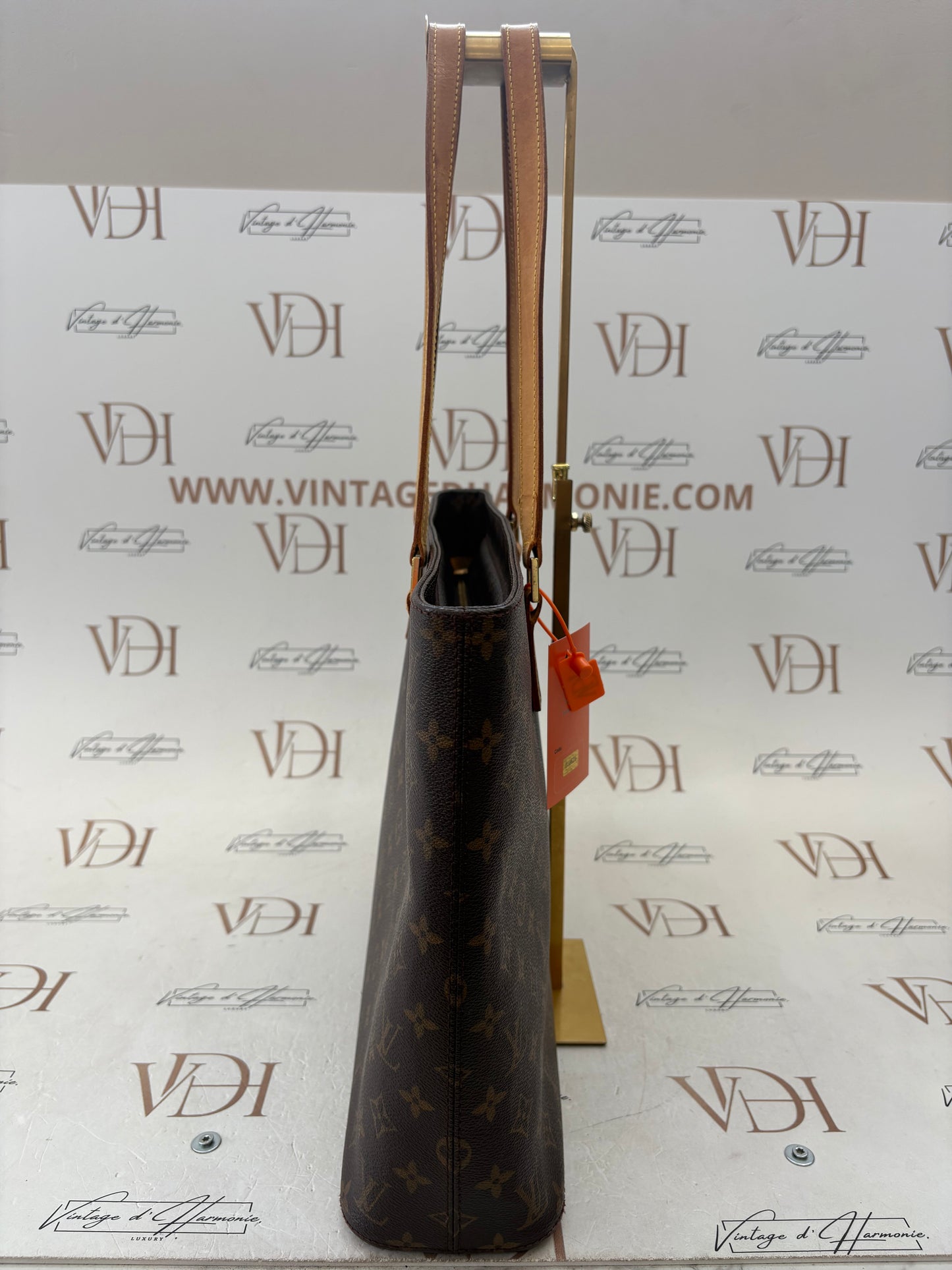 018623 - Louis Vuitton Luco