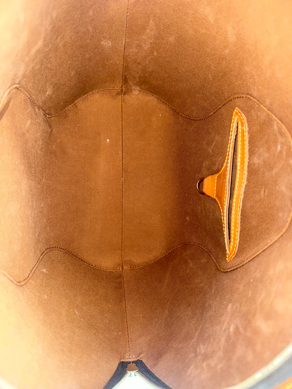 Louis Vuitton Ellipse MM