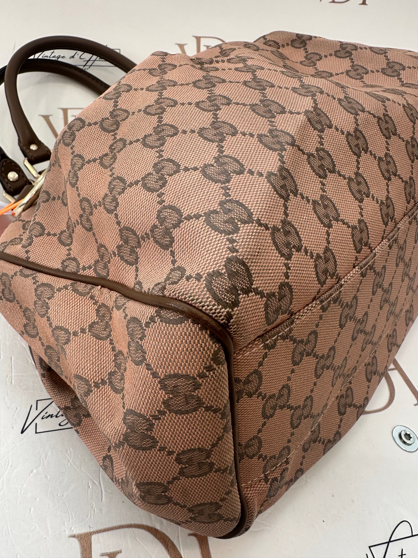 382508 - Gucci Sukey