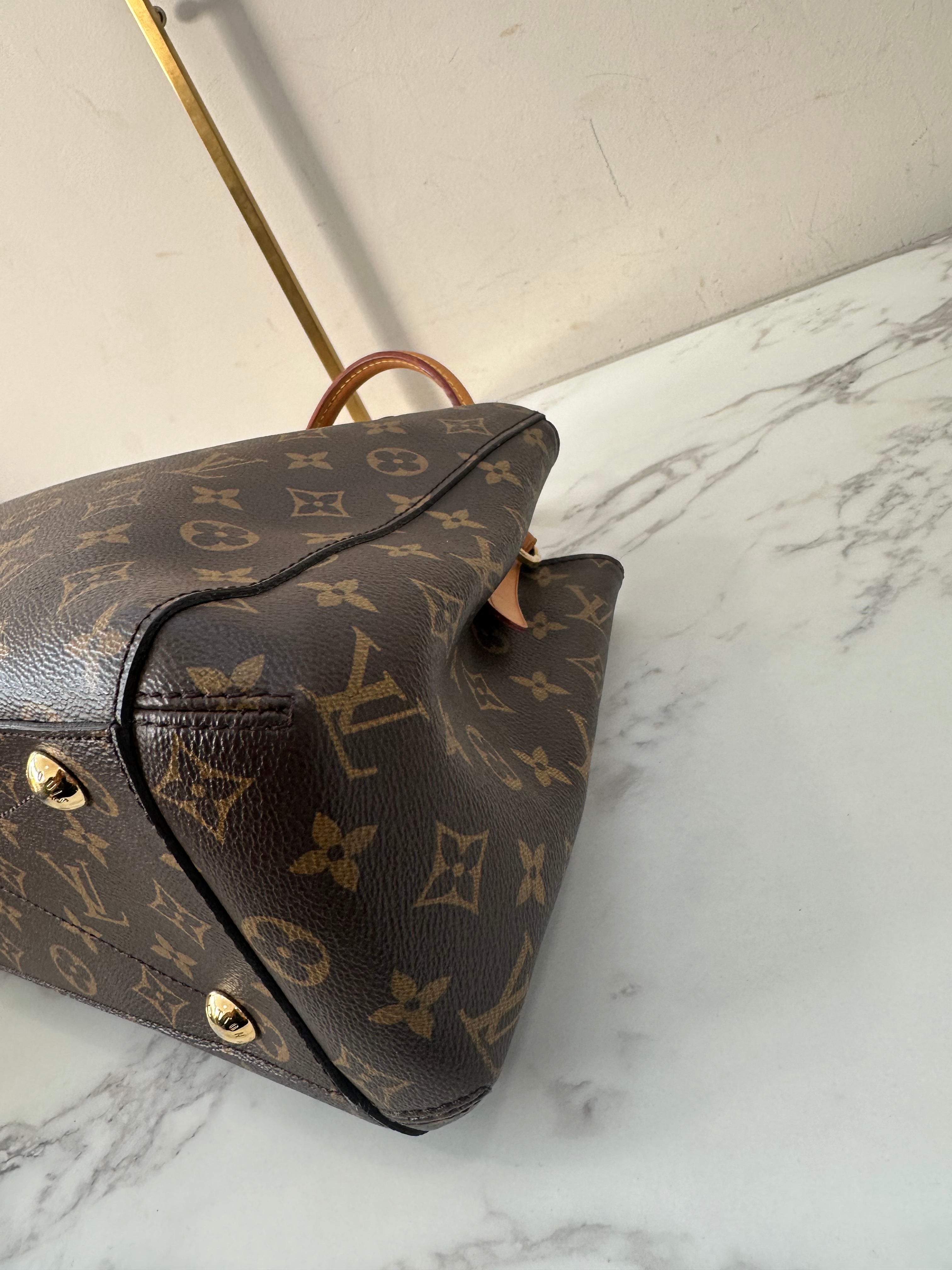 Louis Vuitton Montaigne