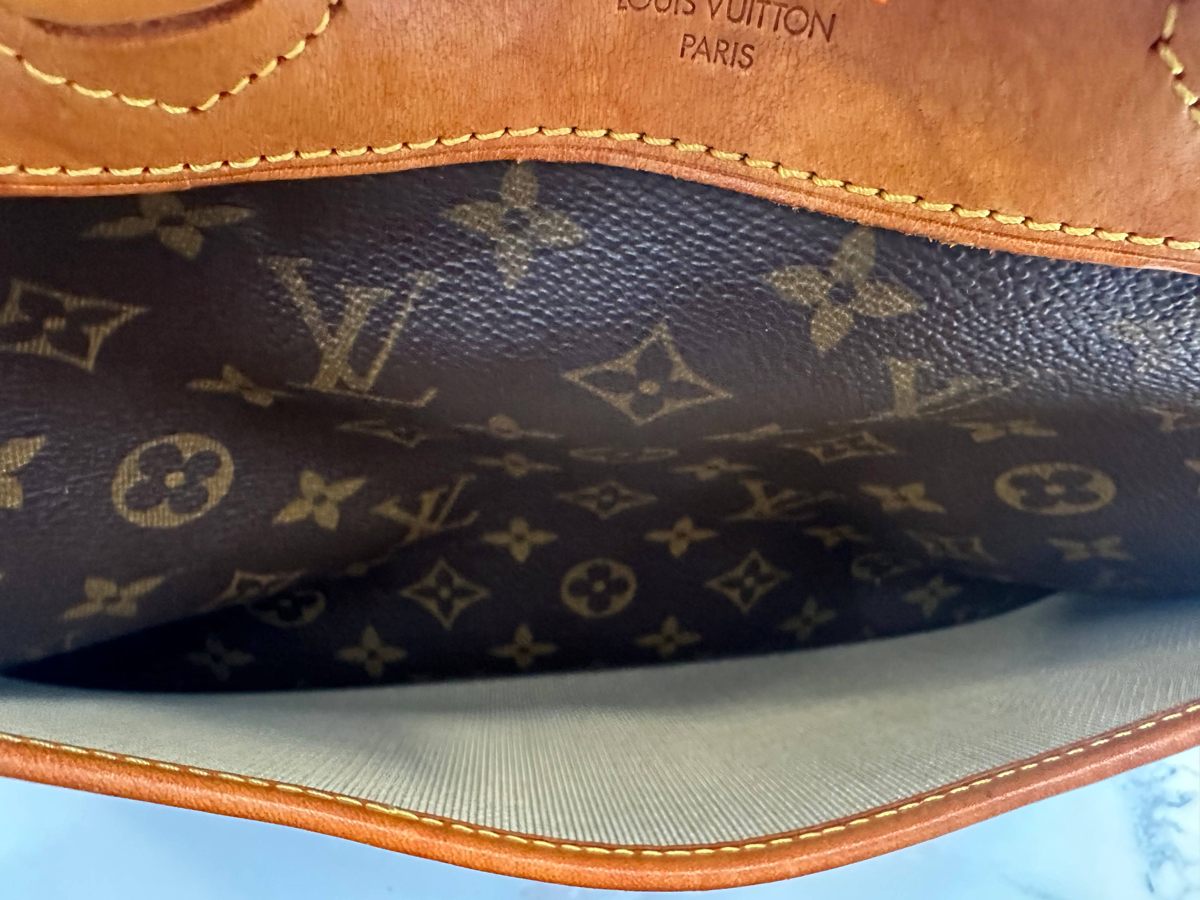 Louis Vuitton Deauville