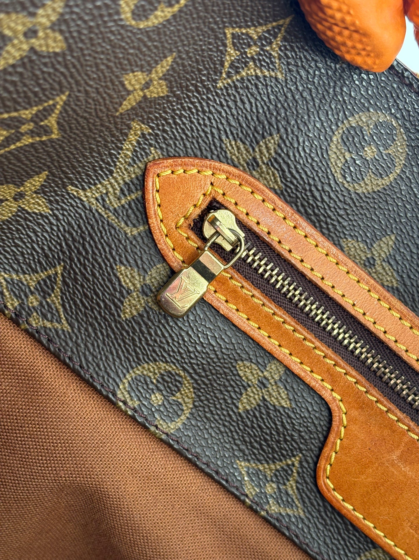 018617 - Louis Vuitton Sac Shopping