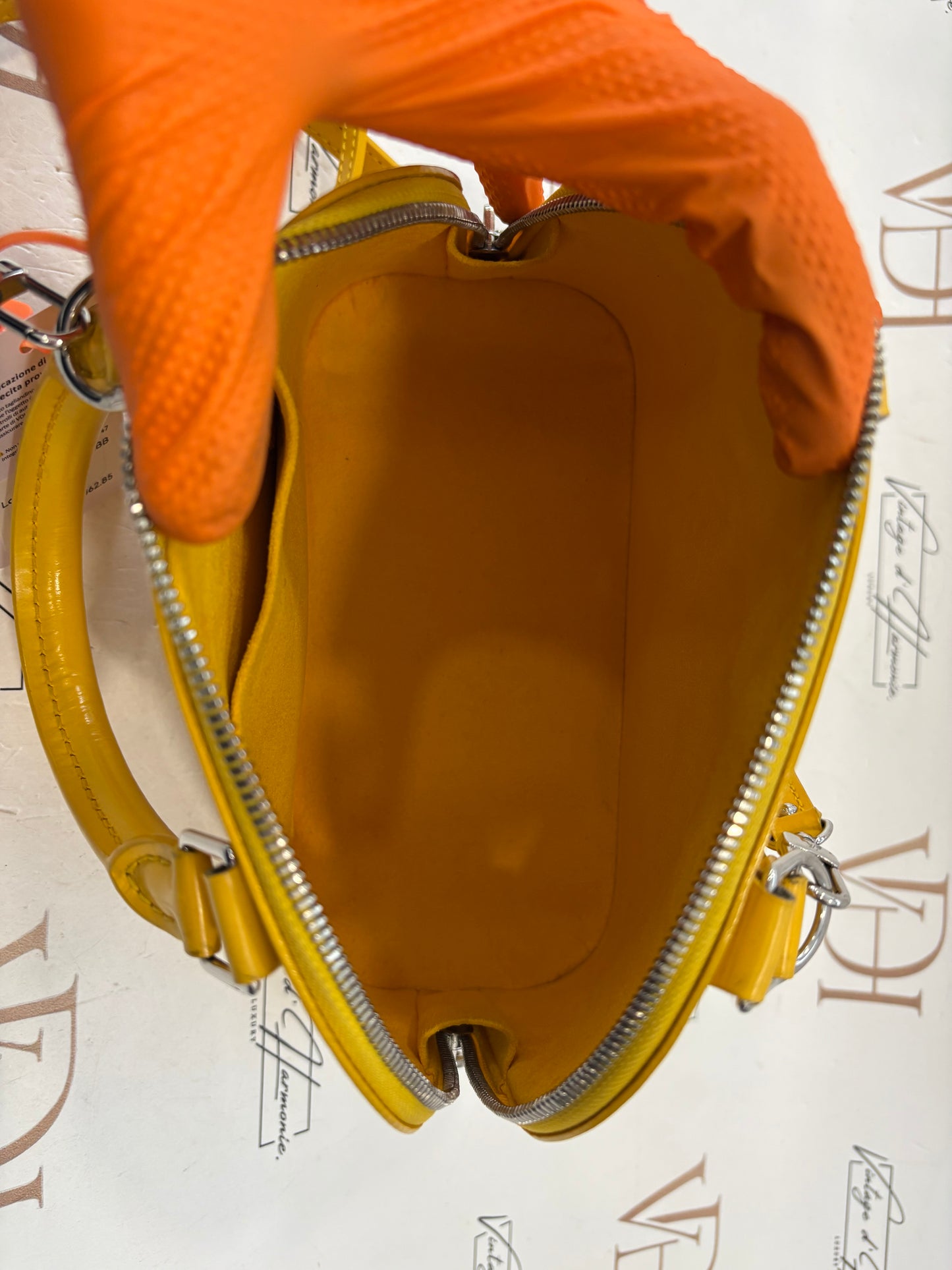 383692 - Louis Vuitton Alma BB Epi Yellow