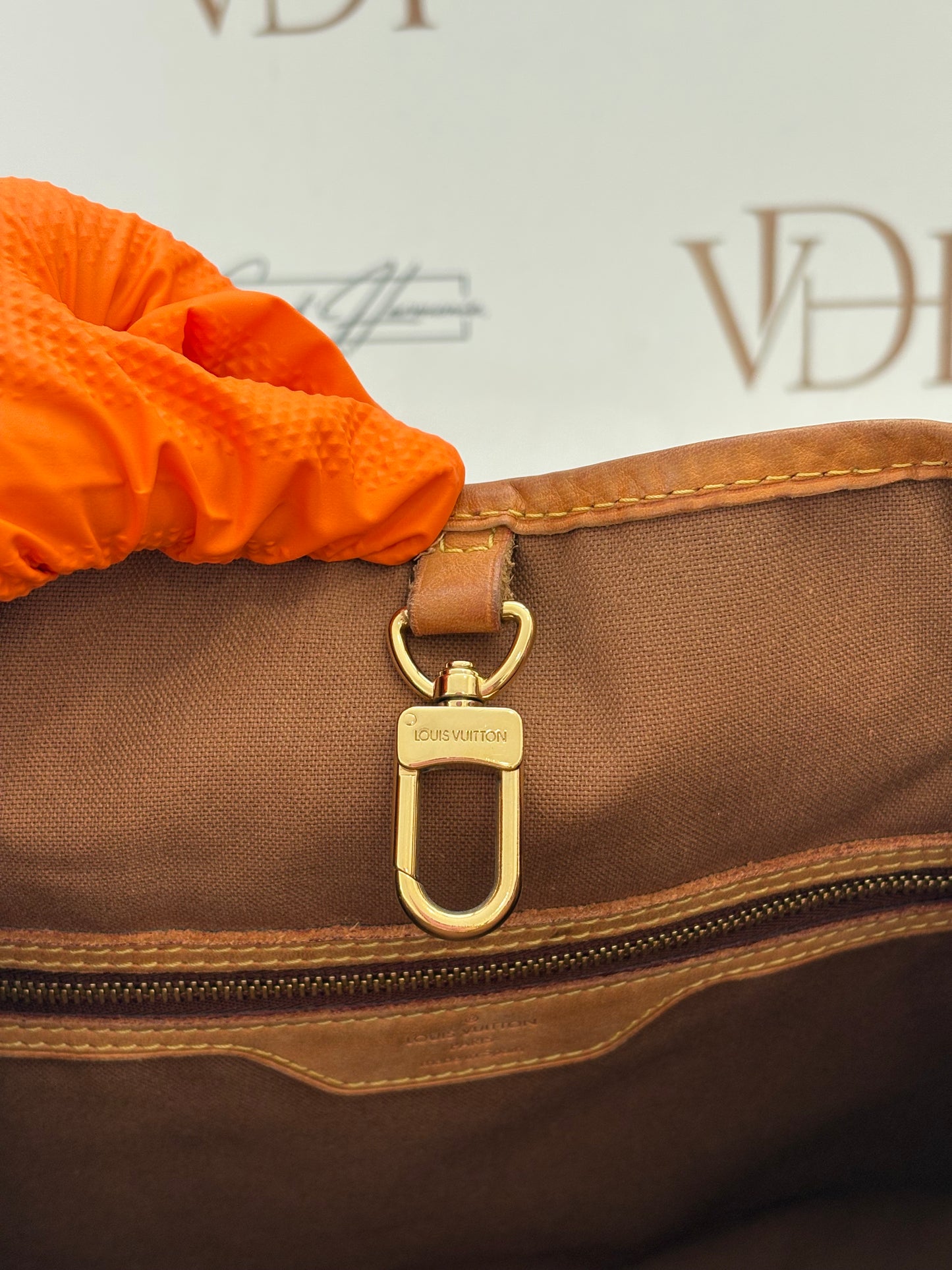 018048 - Louis Vuitton Batignolles Horizontal