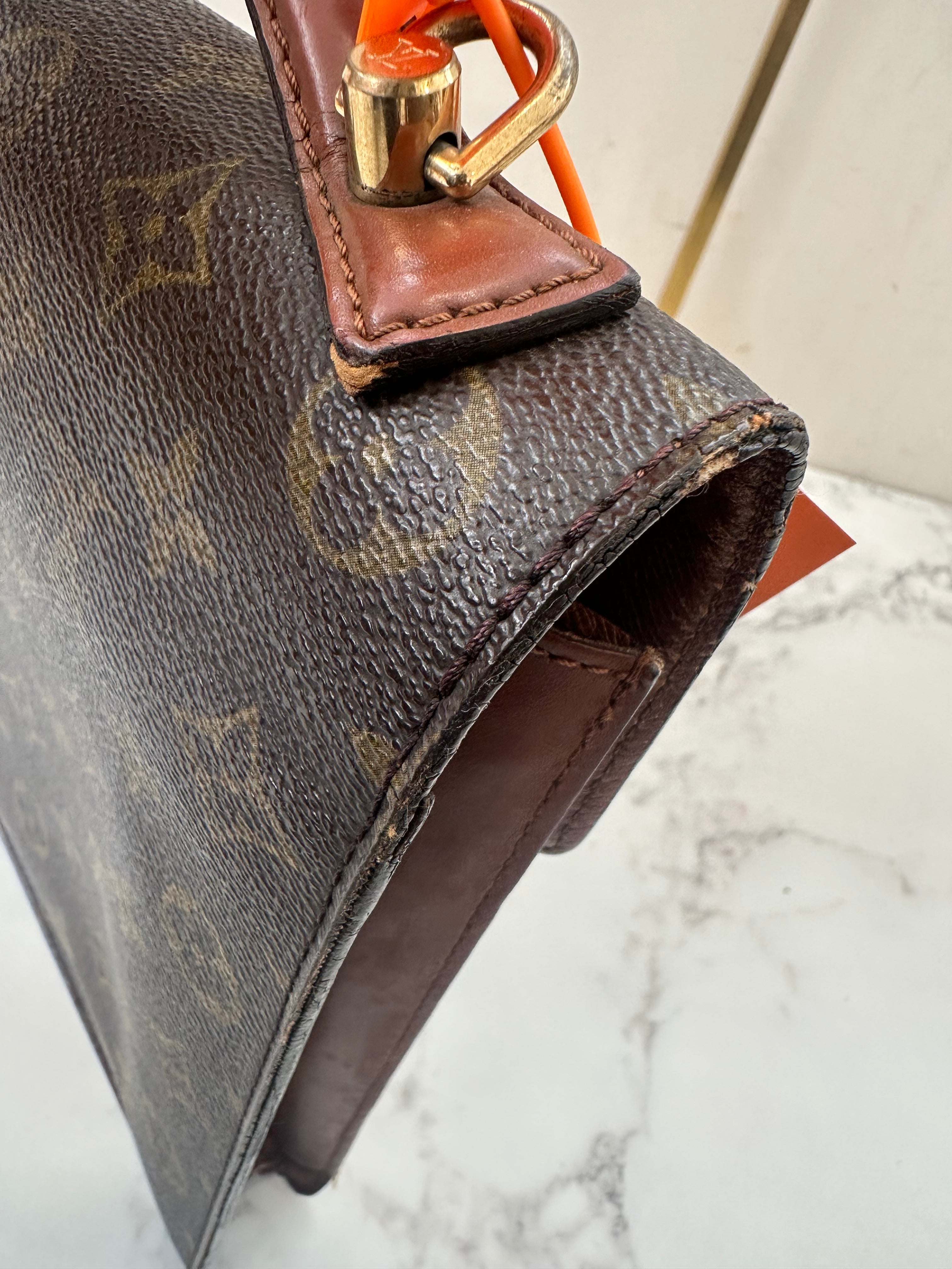 Louis Vuitton Monceau 28